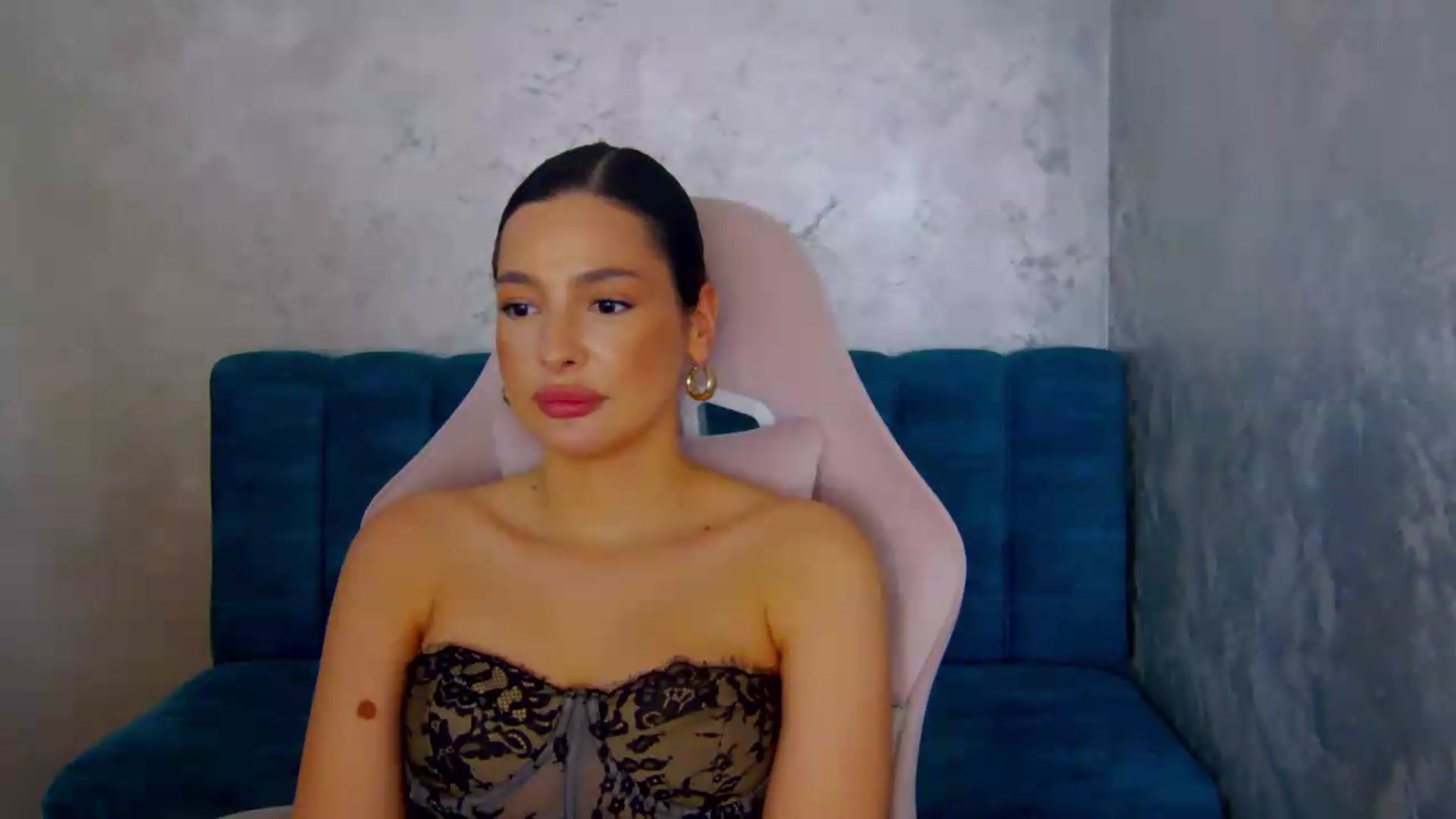 Gallery image thumbnail from meliiis_'s myfreecams stream on, 05/09/2026, 19:02 image 8 of 20