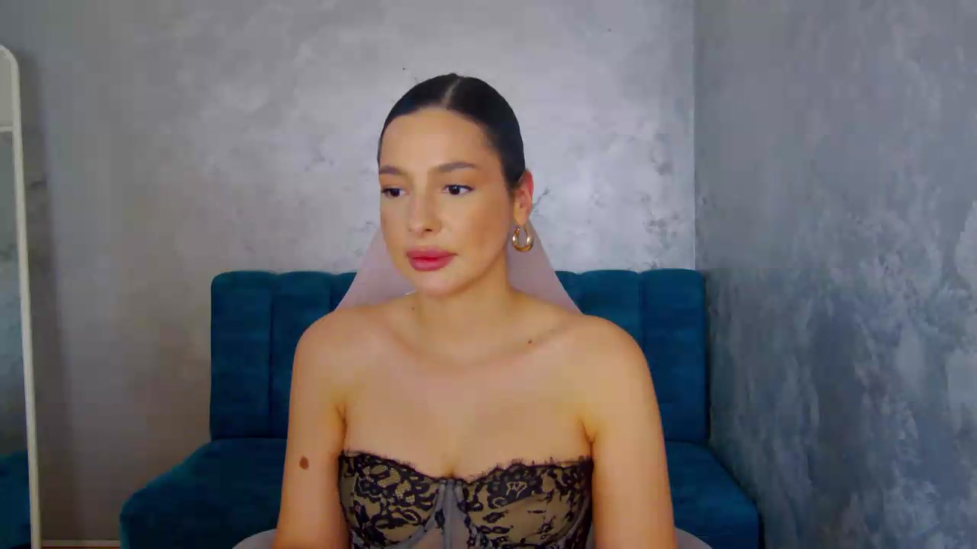 Gallery image thumbnail from meliiis_'s myfreecams stream on, 05/09/2026, 19:02 image 15 of 20