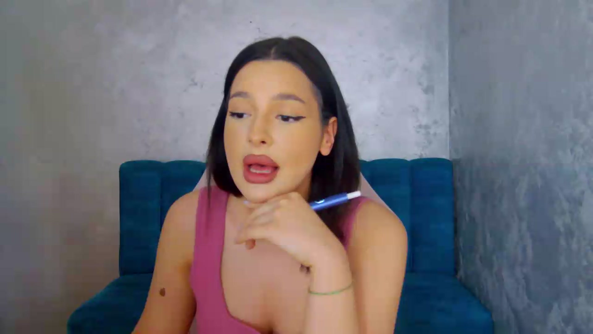 Gallery image thumbnail from meliiis_'s myfreecams stream on, 05/10/2026, 14:53 image 18 of 20