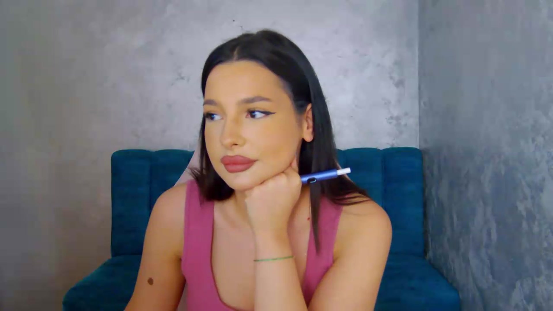 Gallery image thumbnail from meliiis_'s myfreecams stream on, 05/10/2026, 14:53 image 19 of 20