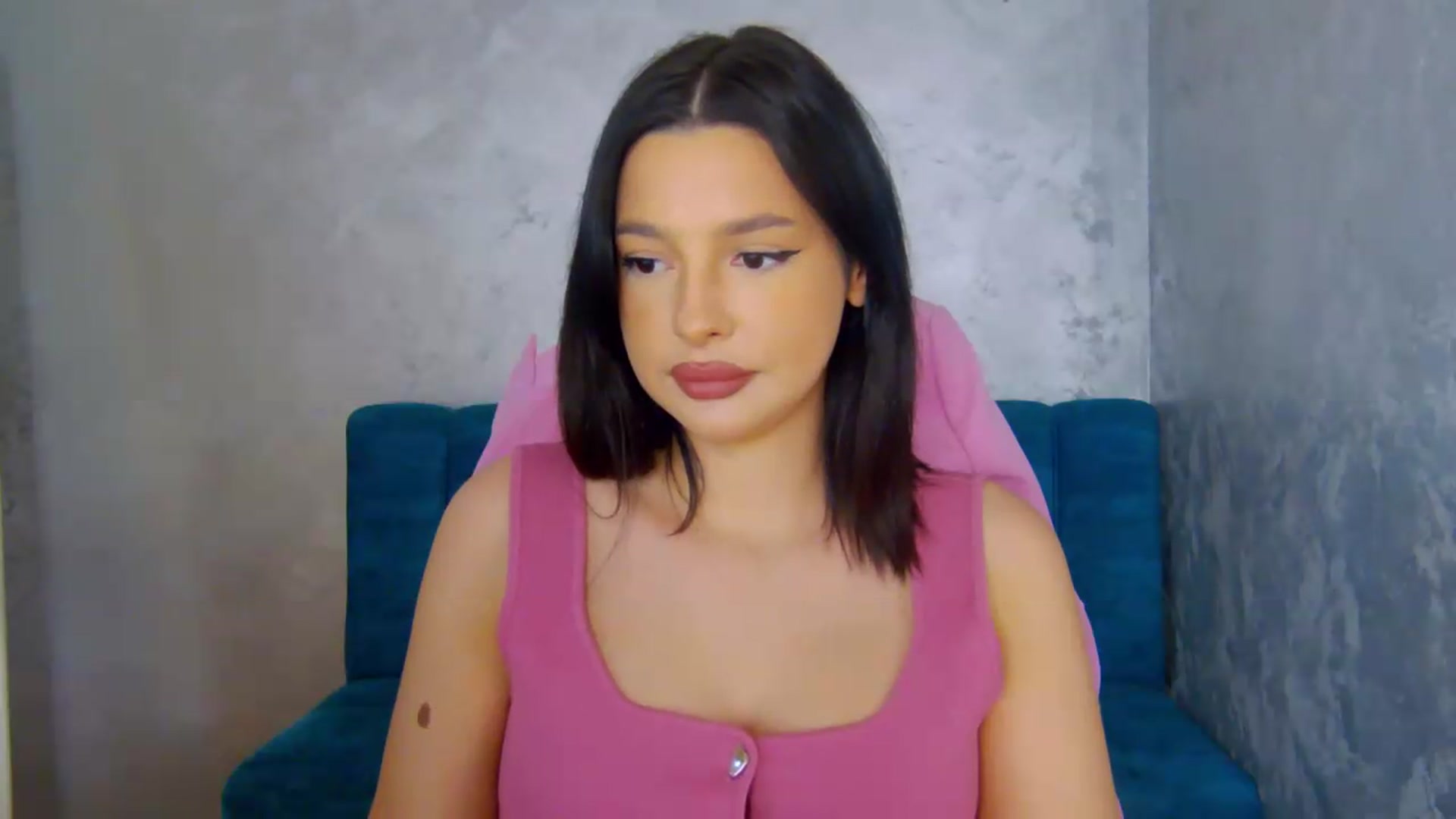 Gallery image thumbnail from meliiis_'s myfreecams stream on, 05/10/2026, 14:53 image 6 of 20