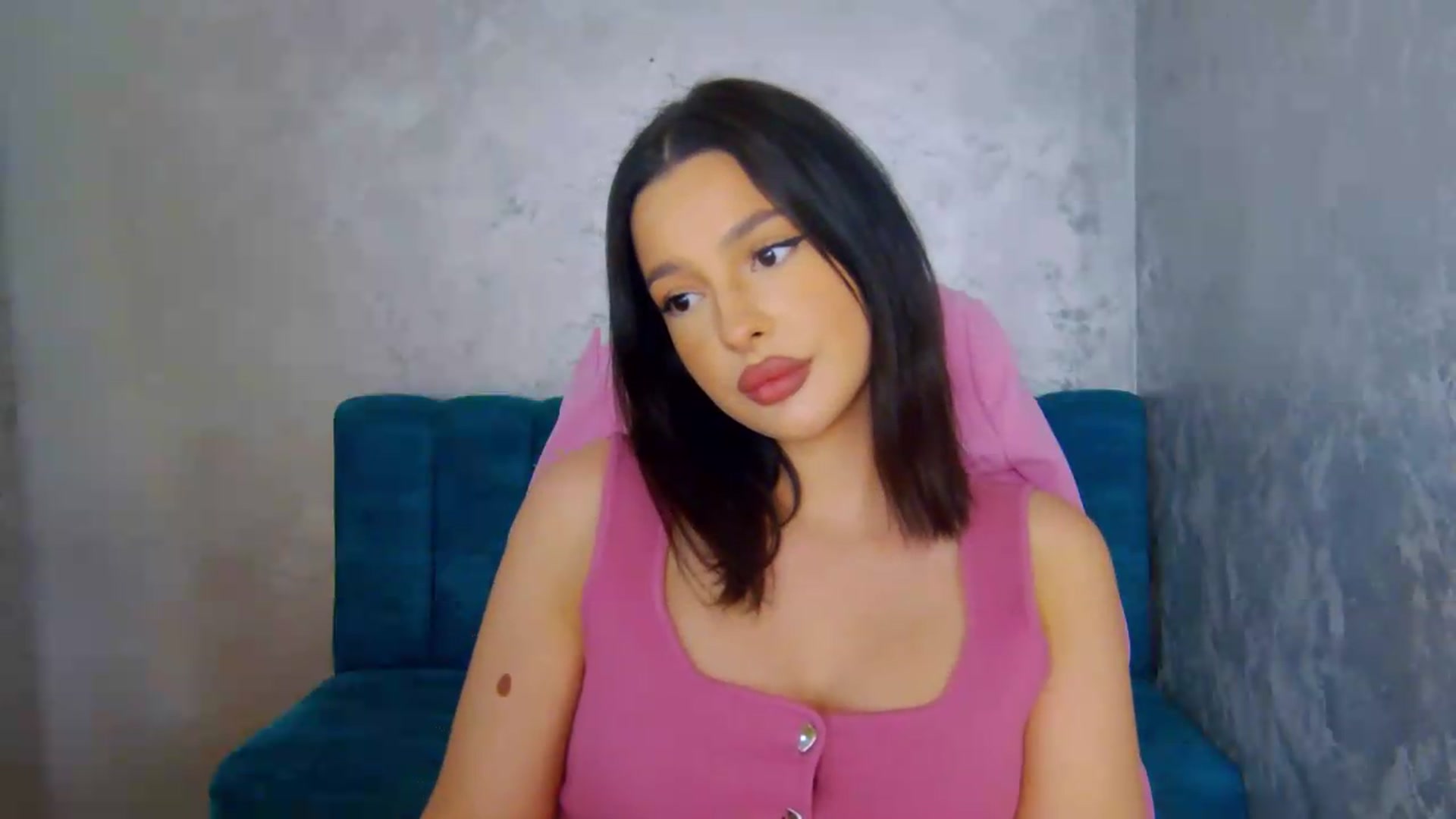 Gallery image thumbnail from meliiis_'s myfreecams stream on, 05/10/2026, 14:53 image 8 of 20