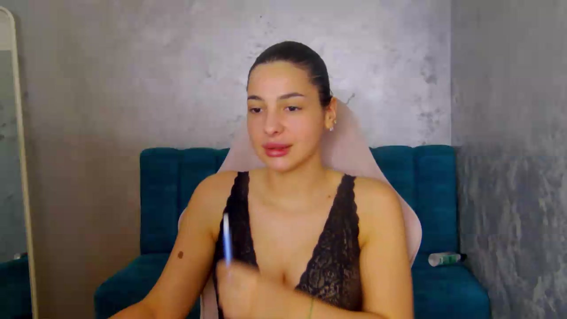 Gallery image thumbnail from meliiis_'s myfreecams stream on, 05/16/2026, 15:08 image 19 of 20