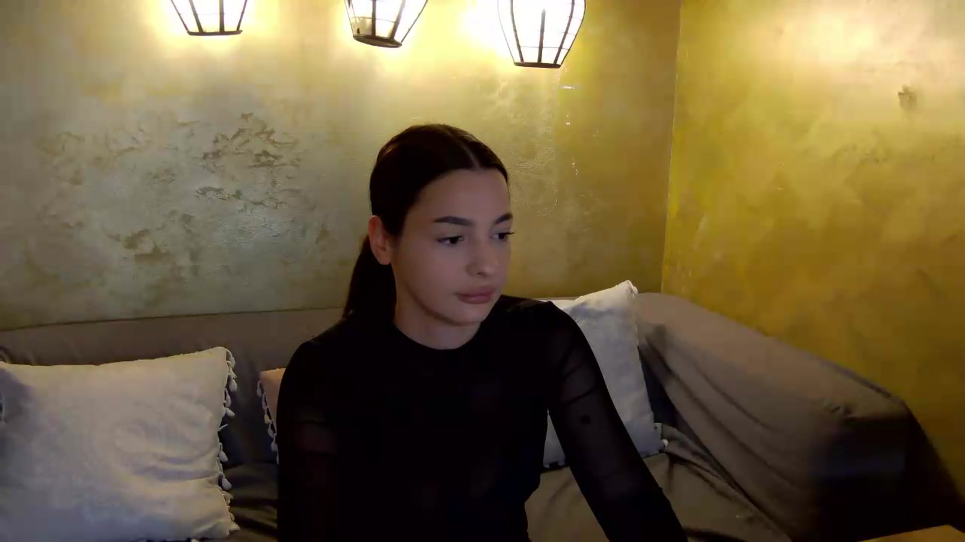Gallery image thumbnail from meliiis_'s myfreecams stream on, 05/17/2026, 14:59 image 14 of 20