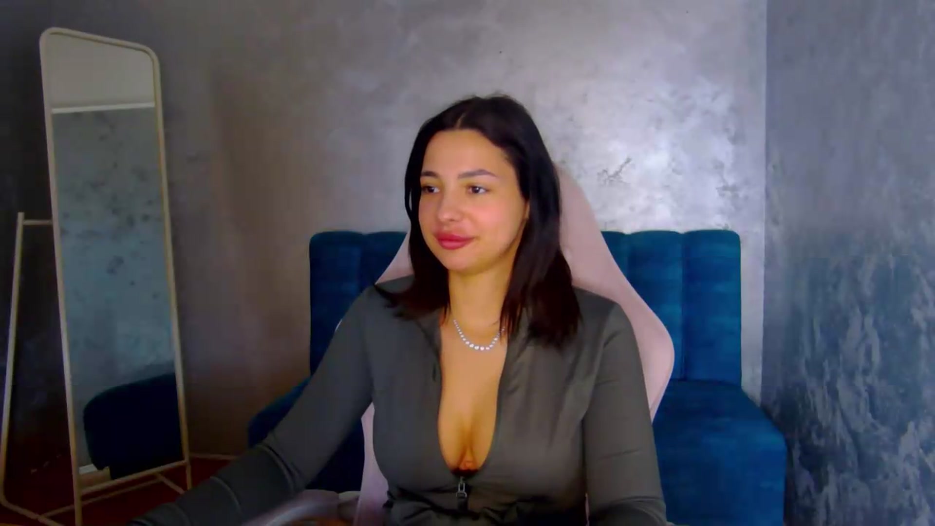 Gallery image thumbnail from meliiis_'s myfreecams stream on, 05/19/2026, 15:55 image 18 of 20