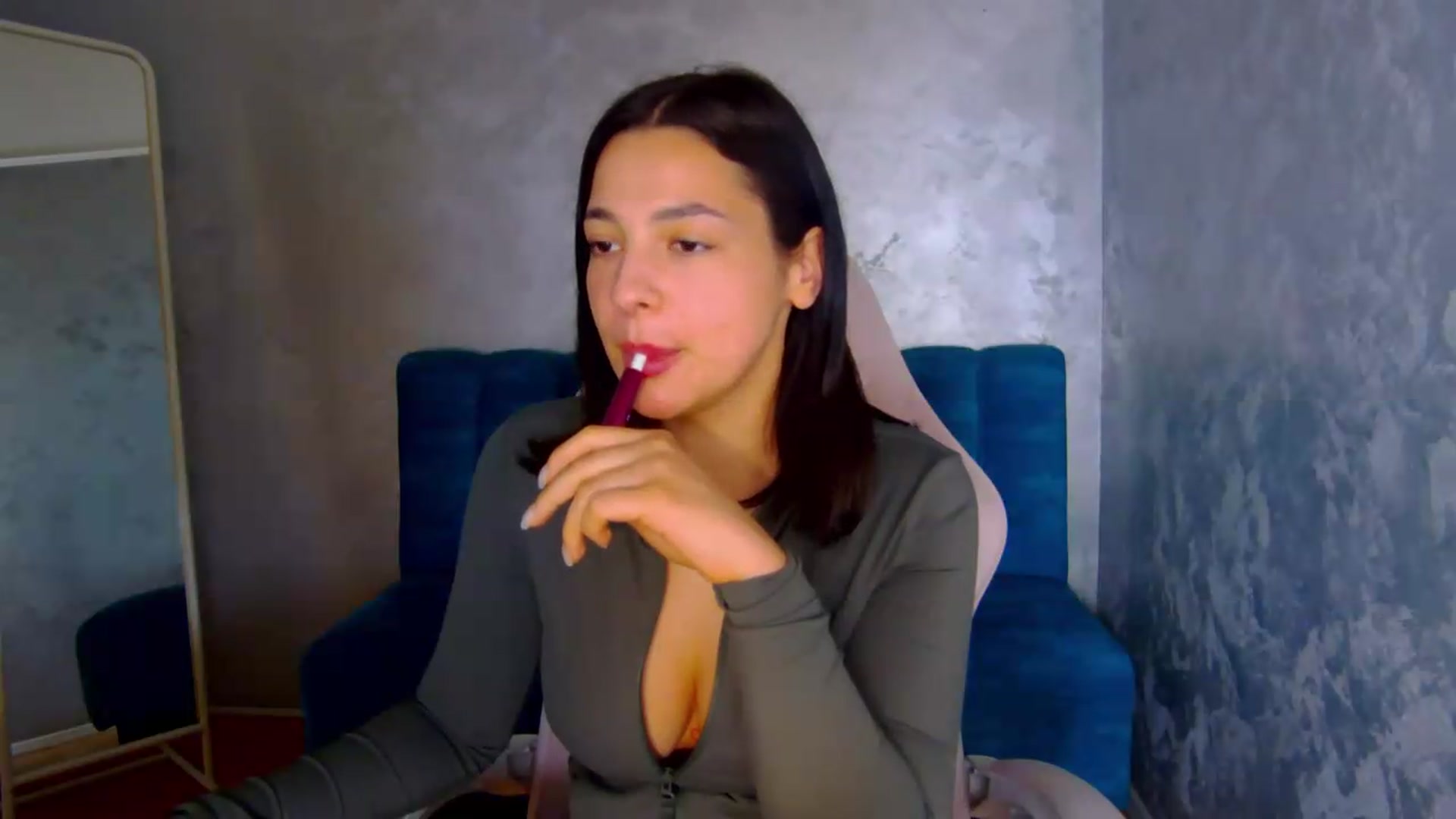Gallery image thumbnail from meliiis_'s myfreecams stream on, 05/19/2026, 15:55 image 9 of 20