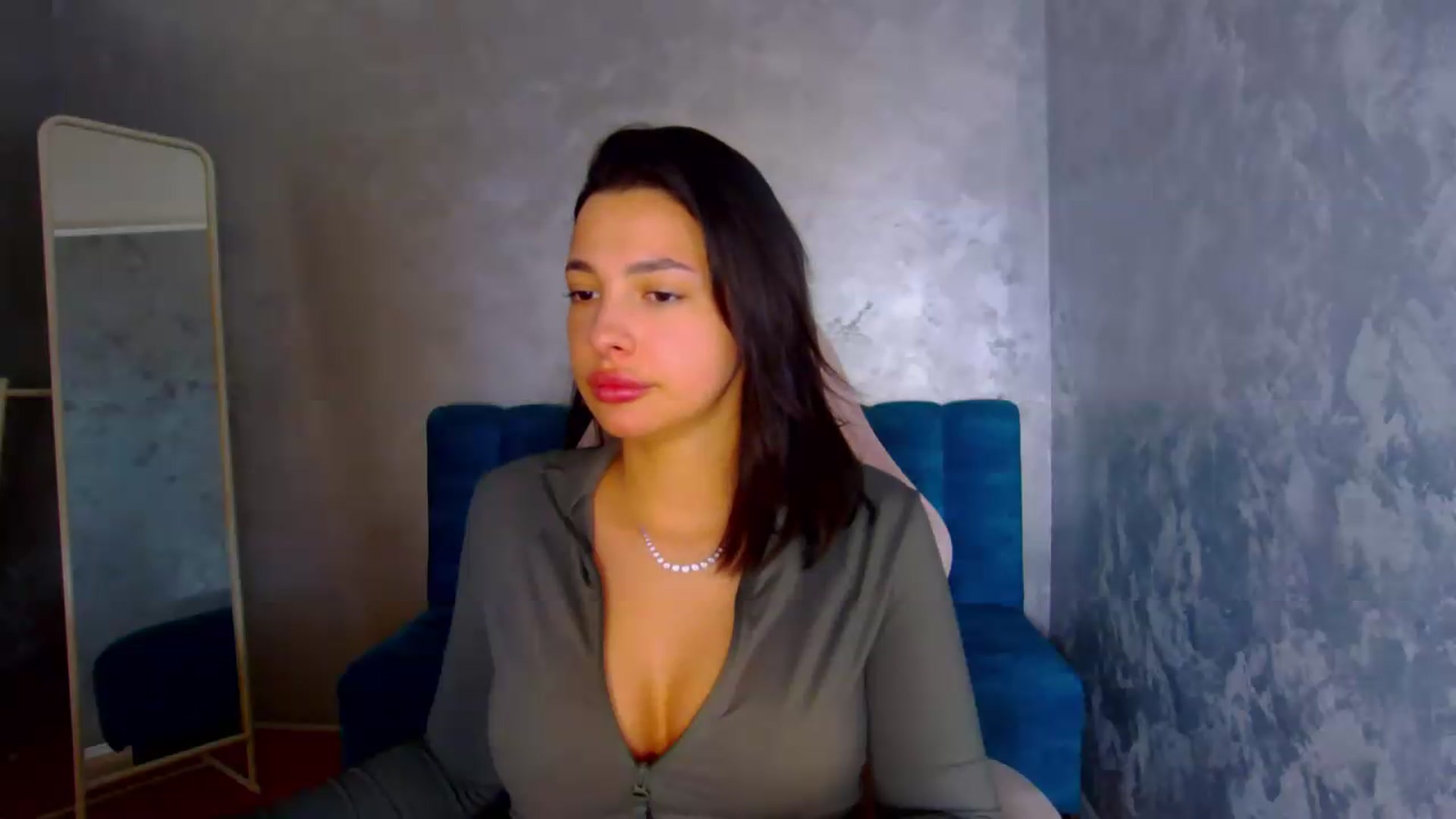 Gallery image thumbnail from meliiis_'s myfreecams stream on, 05/19/2026, 19:40 image 11 of 20