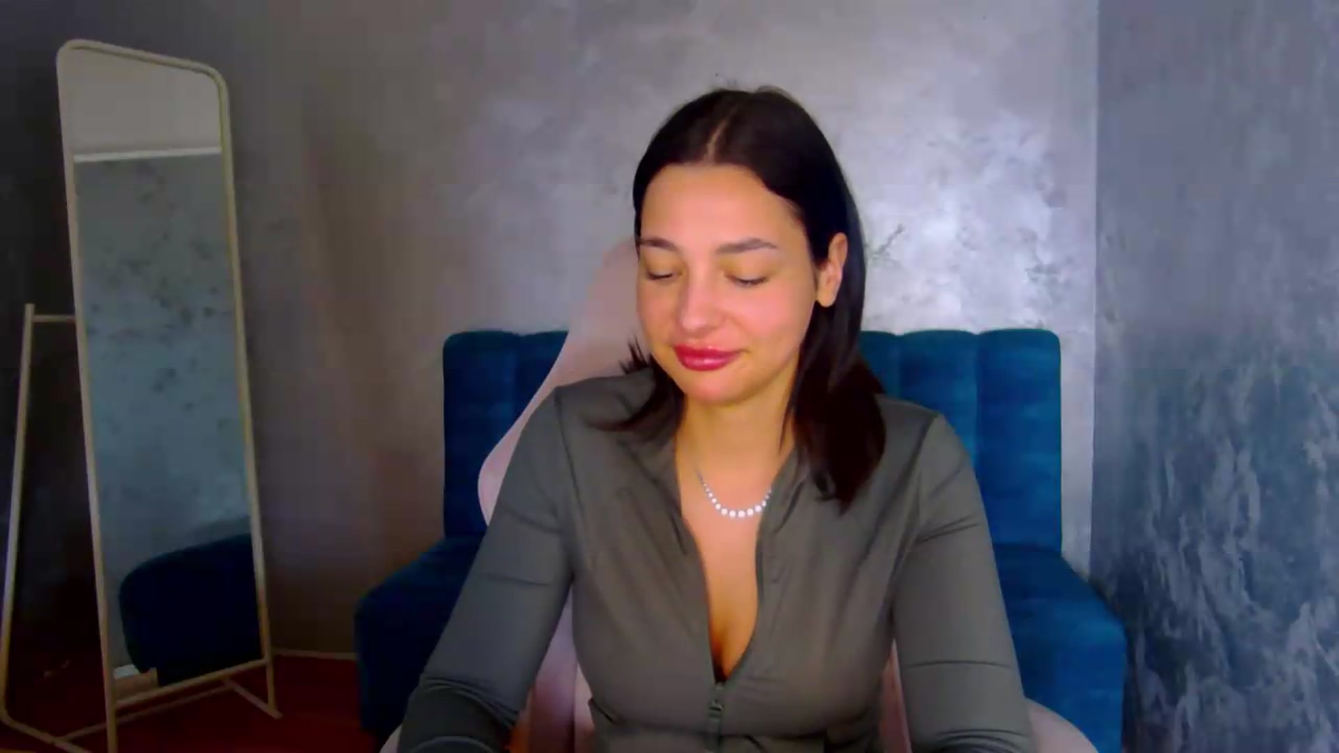 Gallery image thumbnail from meliiis_'s myfreecams stream on, 05/19/2026, 19:40 image 3 of 20