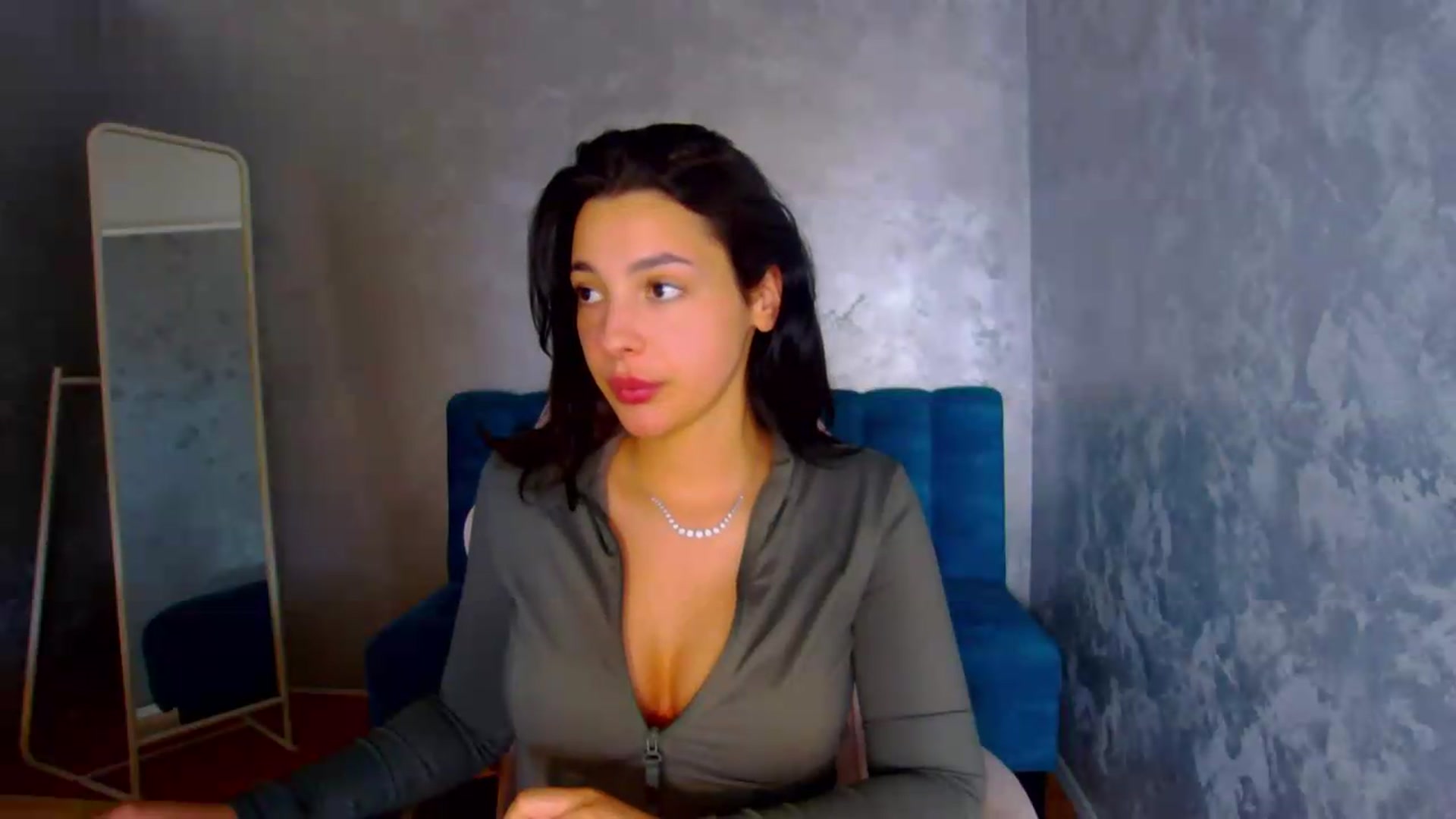 Gallery image thumbnail from meliiis_'s myfreecams stream on, 05/19/2026, 19:40 image 16 of 20