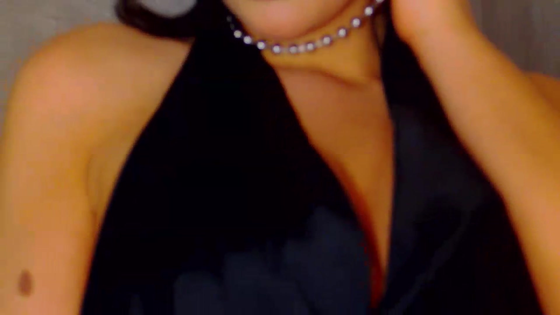 Gallery image thumbnail from meliiis_'s myfreecams stream on, 05/20/2026, 19:04 image 3 of 20