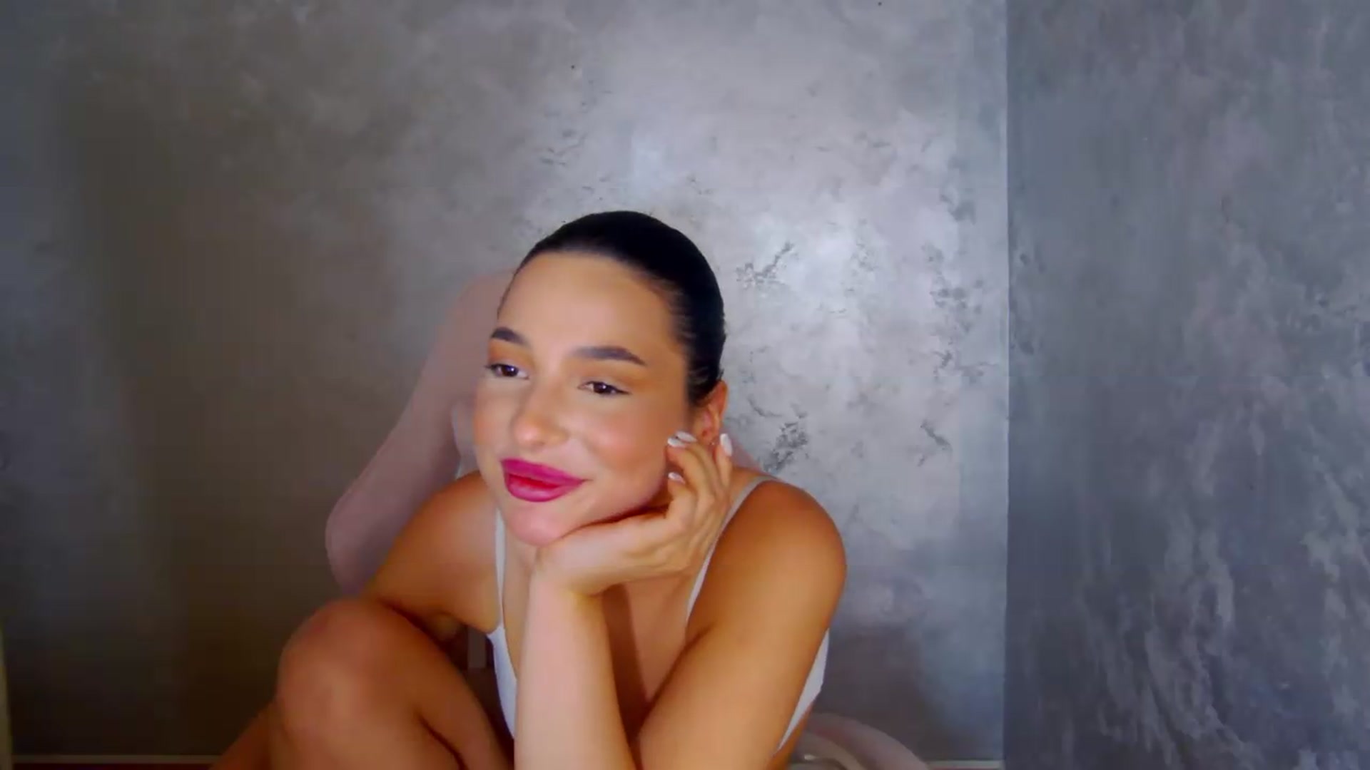 Gallery image thumbnail from meliiis_'s myfreecams stream on, 05/28/2026, 19:02 image 7 of 20