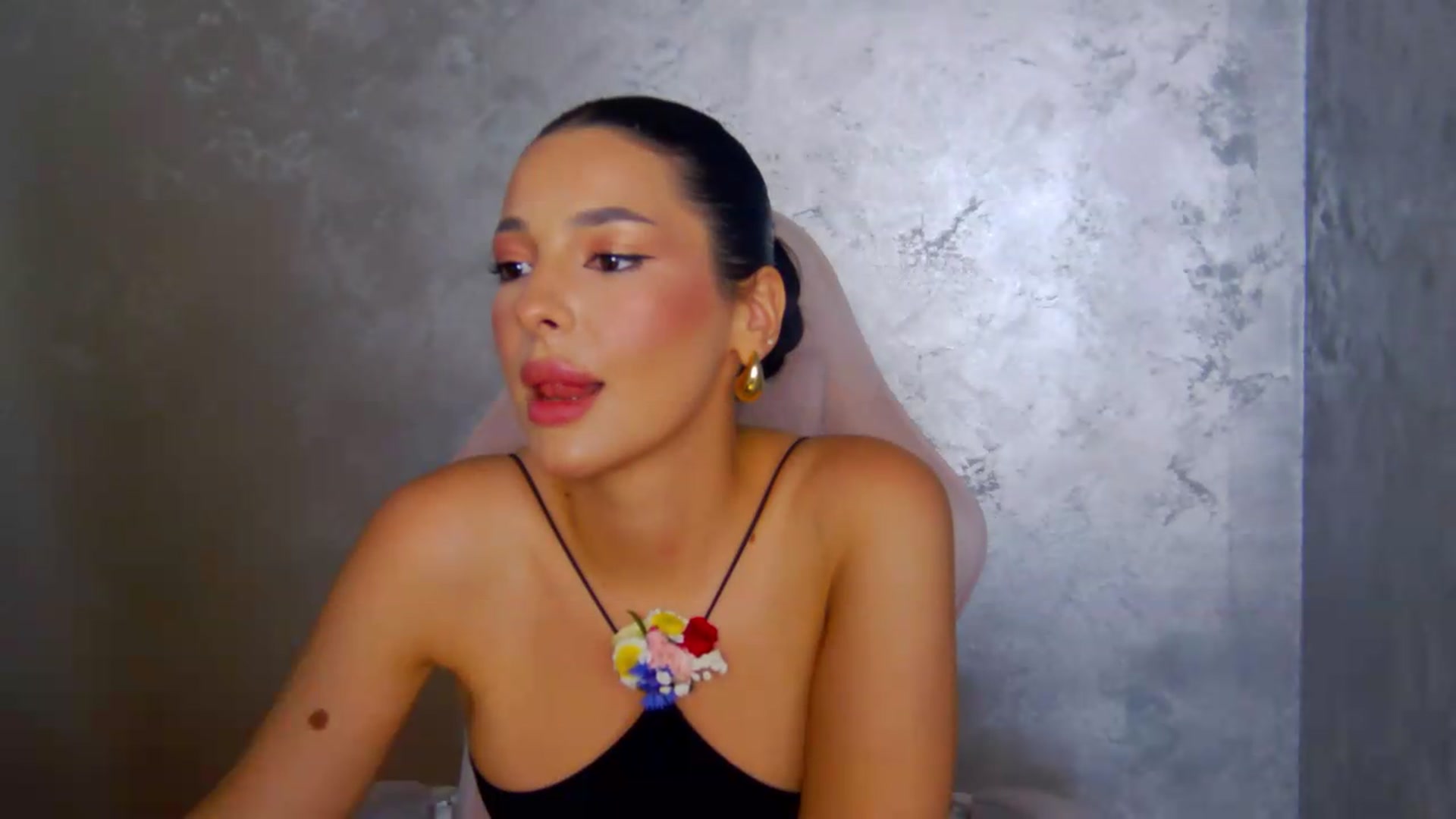 Gallery image thumbnail from meliiis_'s myfreecams stream on, 05/29/2026, 13:37 image 8 of 20