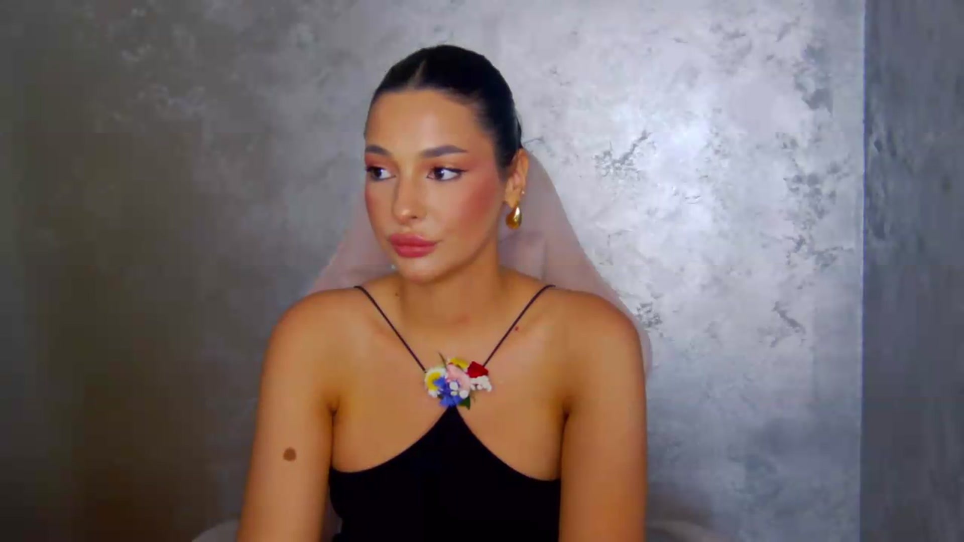 Gallery image thumbnail from meliiis_'s myfreecams stream on, 05/29/2026, 13:37 image 9 of 20