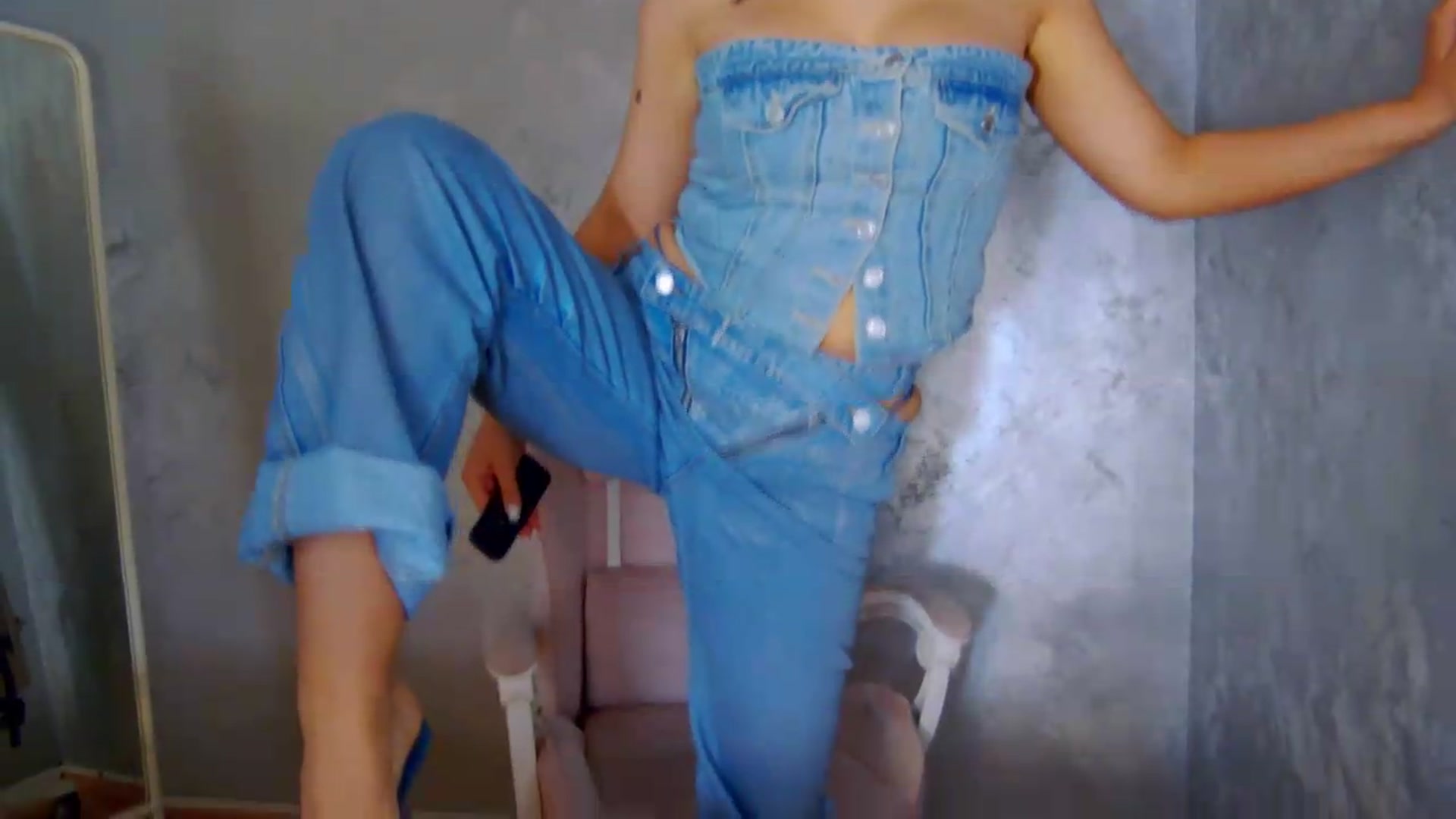 Gallery image thumbnail from meliiis_'s myfreecams stream on, 05/31/2026, 13:59 image 12 of 20