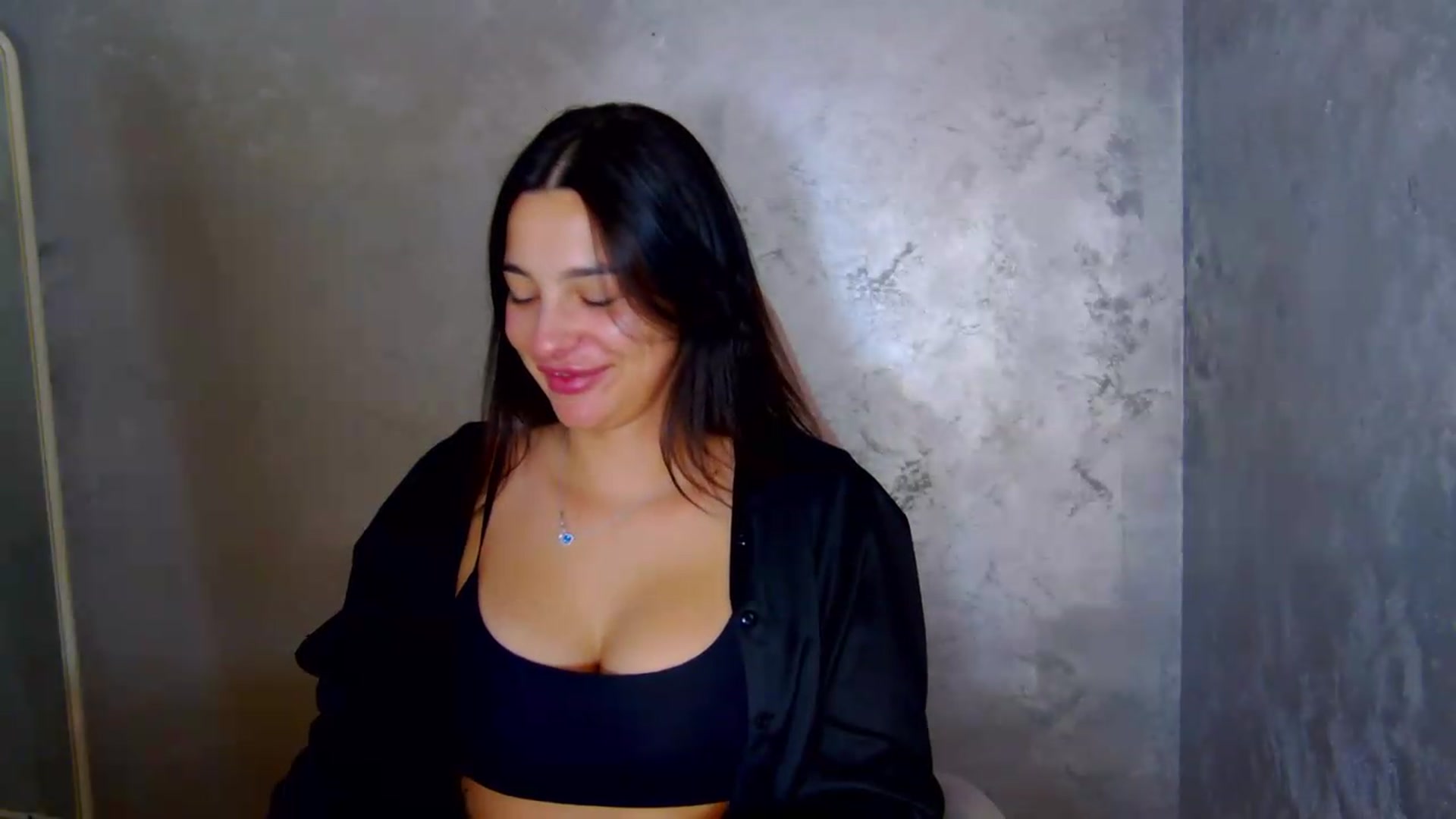 Gallery image thumbnail from meliiis_'s myfreecams stream on, 06/01/2026, 15:17 image 19 of 20