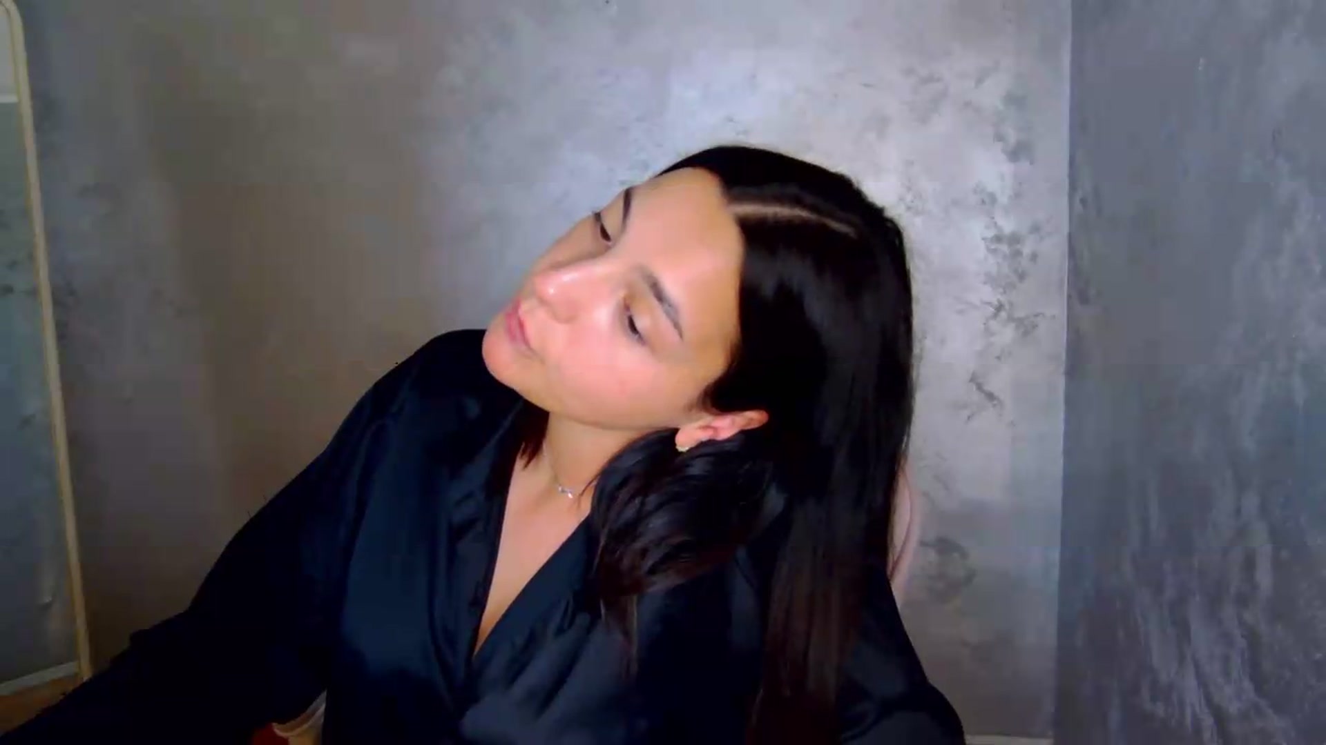 Gallery image thumbnail from meliiis_'s myfreecams stream on, 06/01/2026, 18:15 image 14 of 20