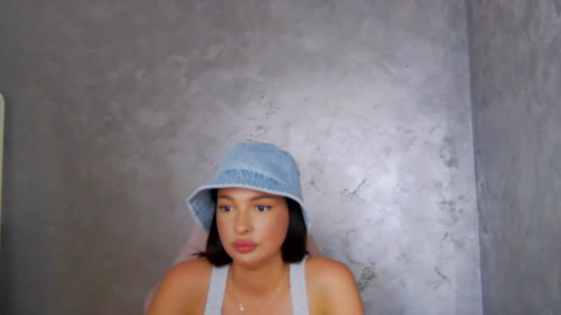 Gallery image thumbnail from meliiis_'s myfreecams stream on, 06/02/2026, 18:53 image 12 of 20