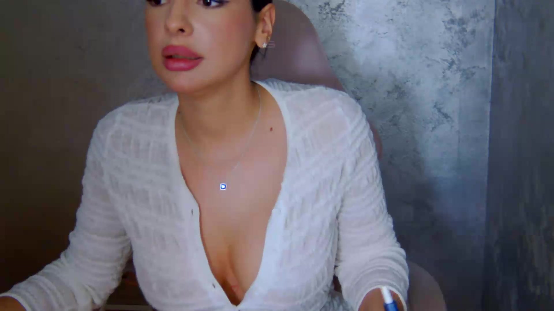 Gallery image thumbnail from meliiis_'s myfreecams stream on, 06/03/2026, 18:24 image 19 of 20