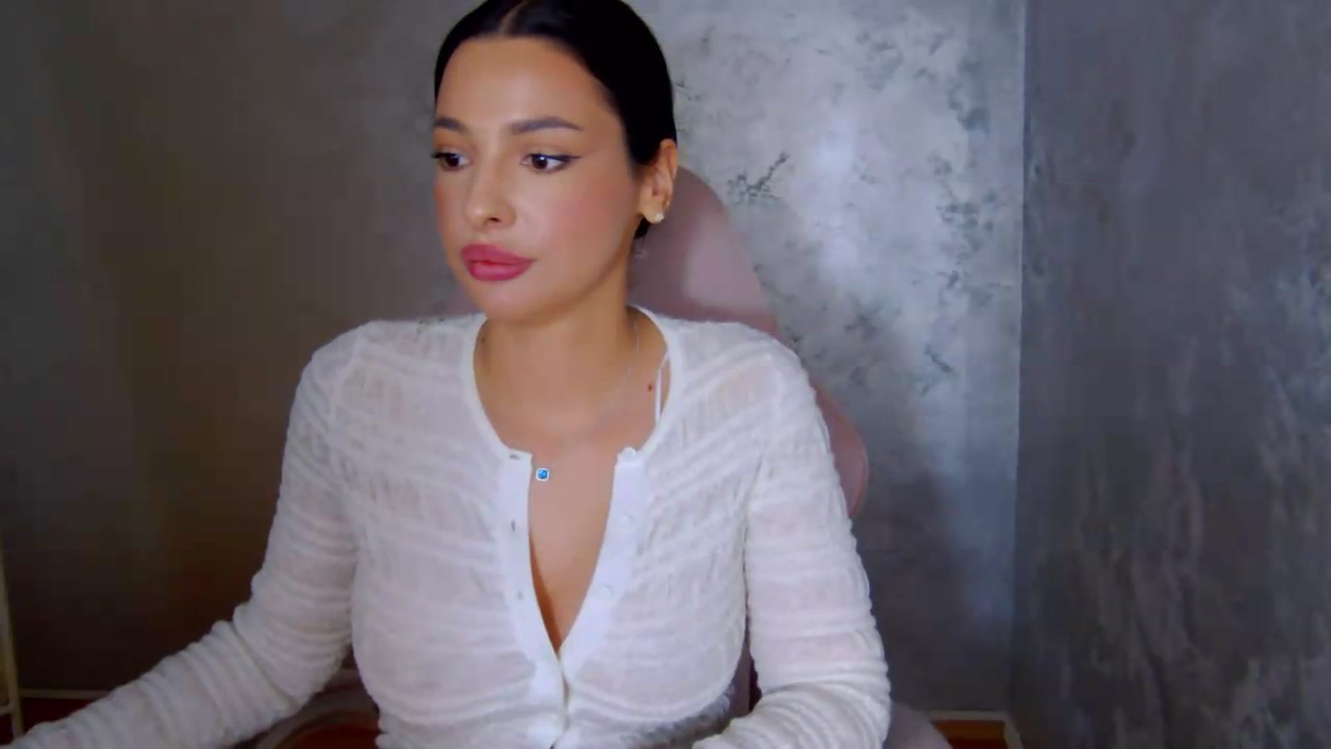 Gallery image thumbnail from meliiis_'s myfreecams stream on, 06/03/2026, 18:24 image 13 of 20