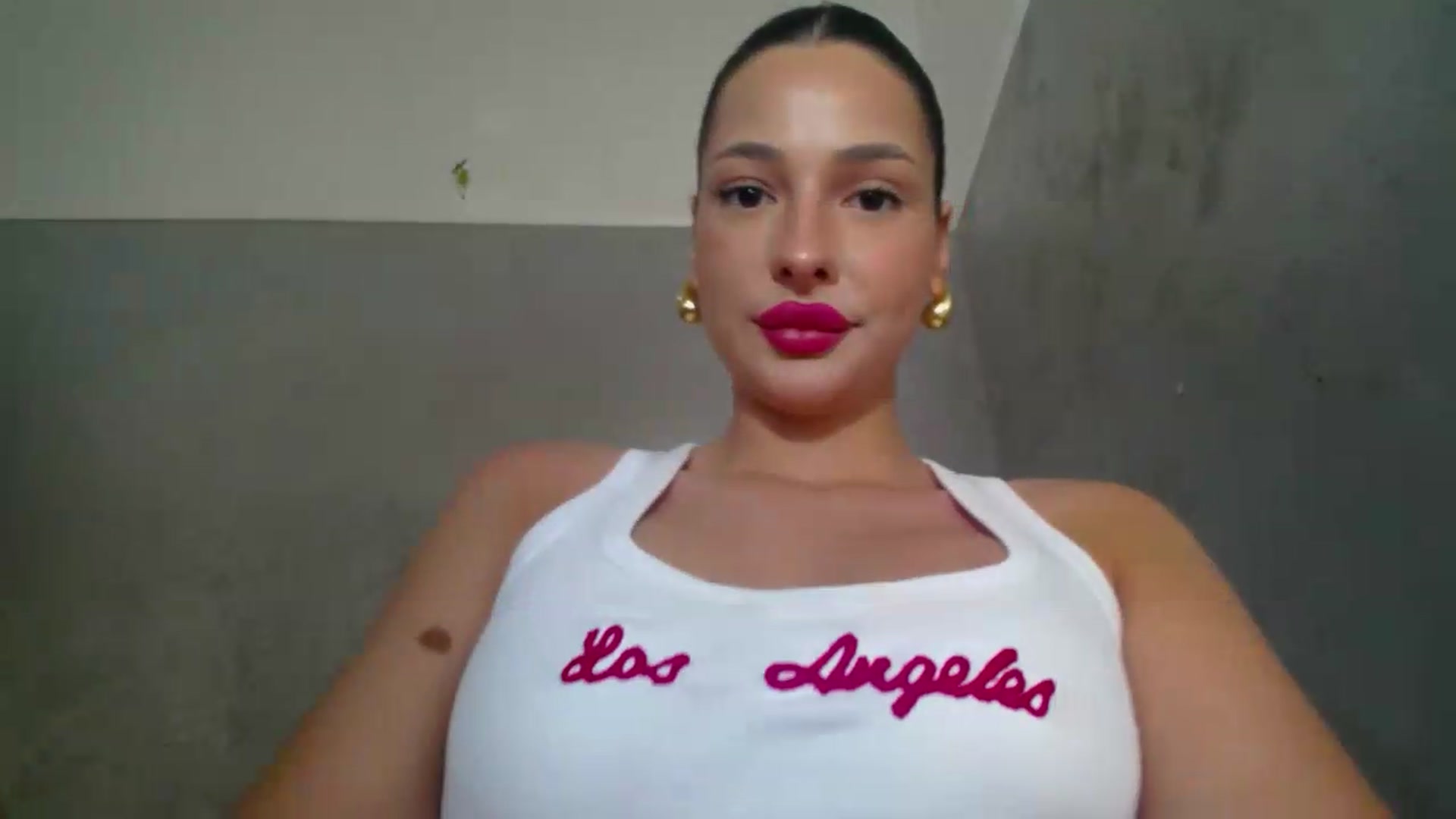 Gallery image thumbnail from meliiis_'s myfreecams stream on, 06/08/2026, 14:25 image 4 of 20
