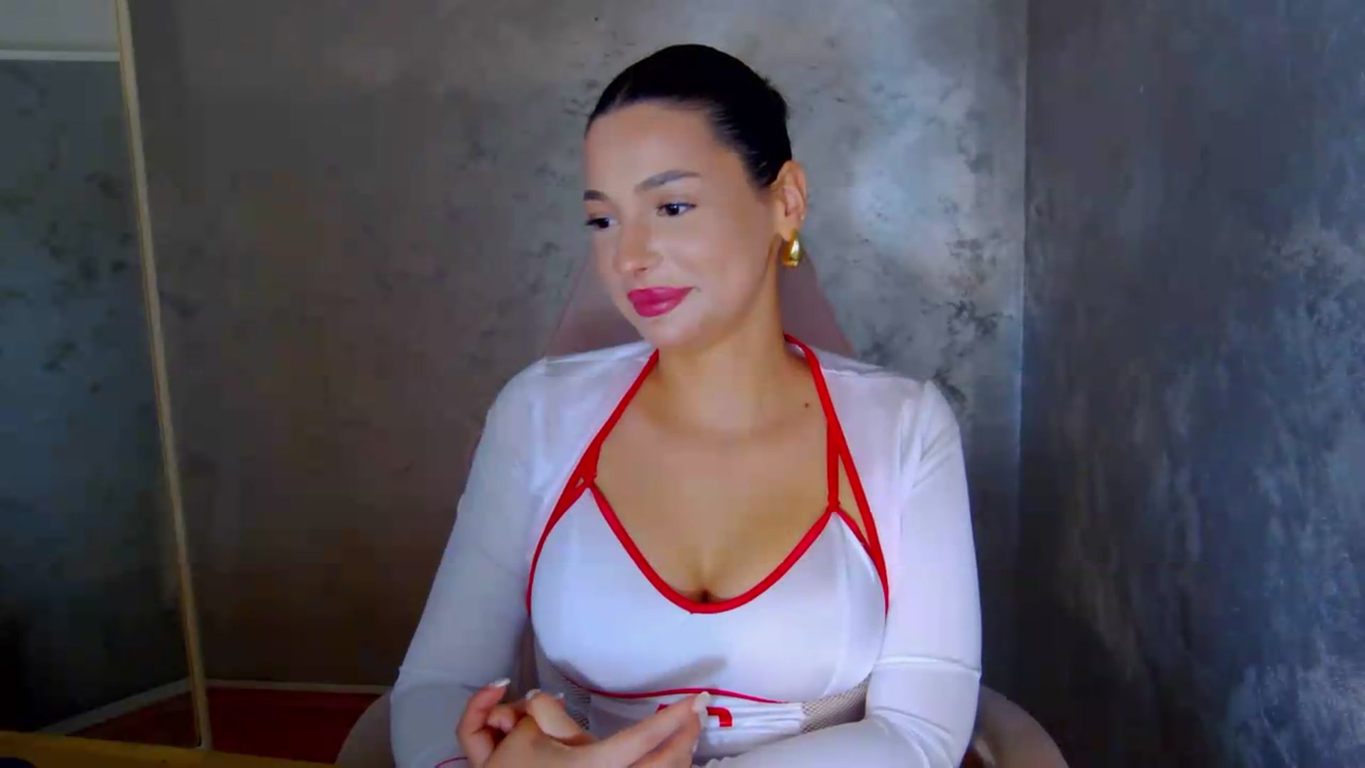 Gallery image thumbnail from meliiis_'s myfreecams stream on, 06/08/2026, 14:25 image 16 of 20