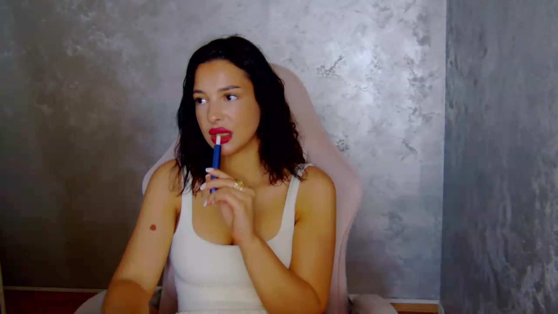 Gallery image thumbnail from meliiis_'s myfreecams stream on, 06/09/2026, 14:58 image 4 of 20