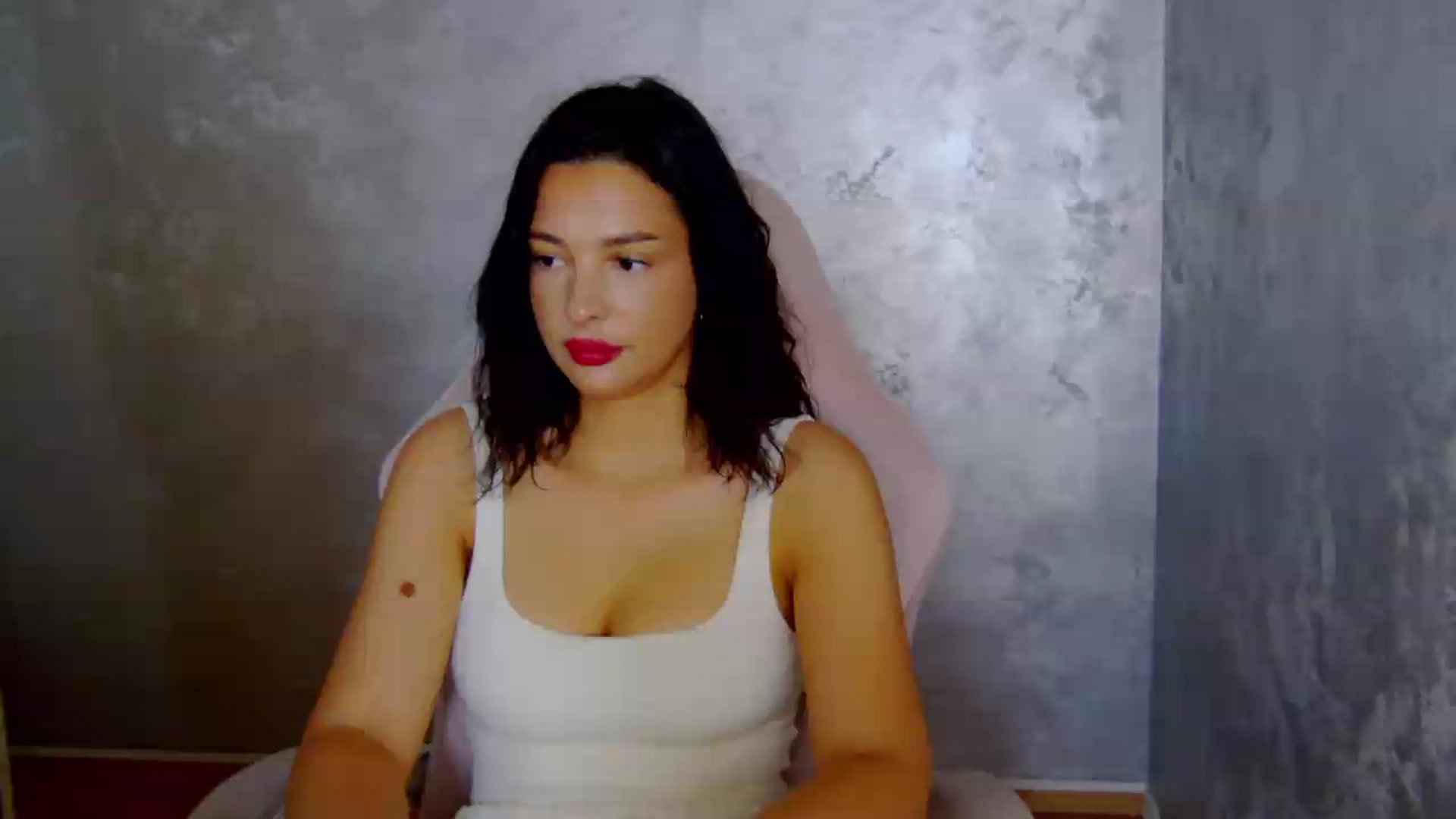 Gallery image thumbnail from meliiis_'s myfreecams stream on, 06/09/2026, 14:58 image 1 of 20