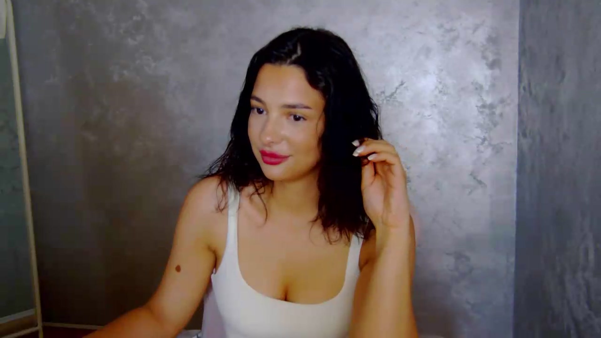 Gallery image thumbnail from meliiis_'s myfreecams stream on, 06/09/2026, 17:37 image 2 of 20