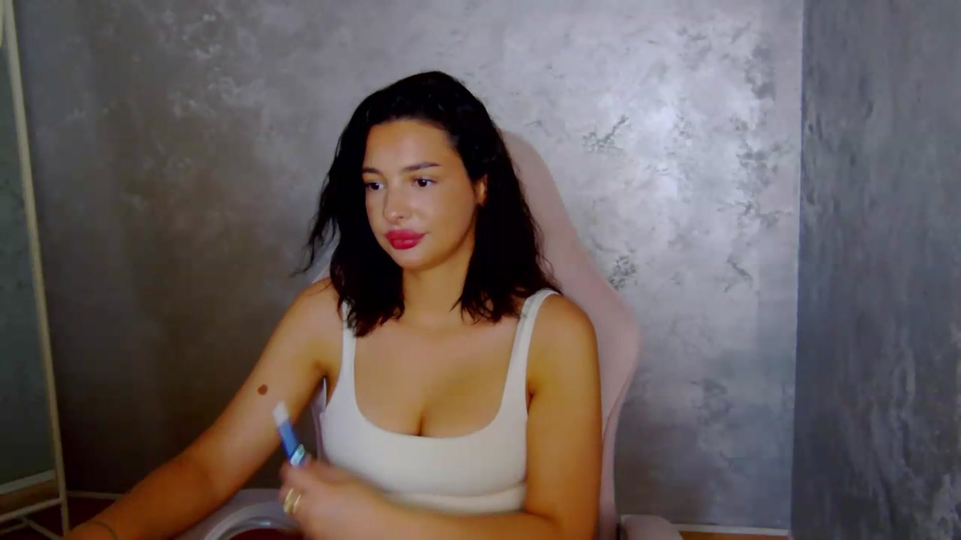 Gallery image thumbnail from meliiis_'s myfreecams stream on, 06/09/2026, 17:37 image 14 of 20