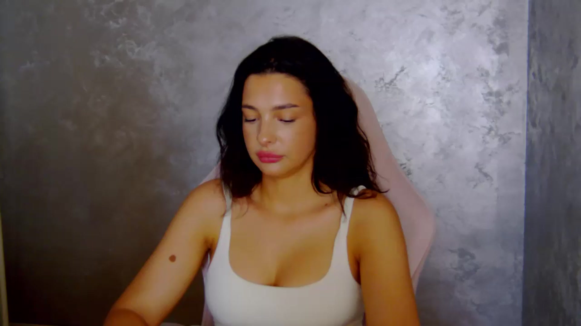 Gallery image thumbnail from meliiis_'s myfreecams stream on, 06/09/2026, 18:57 image 2 of 20