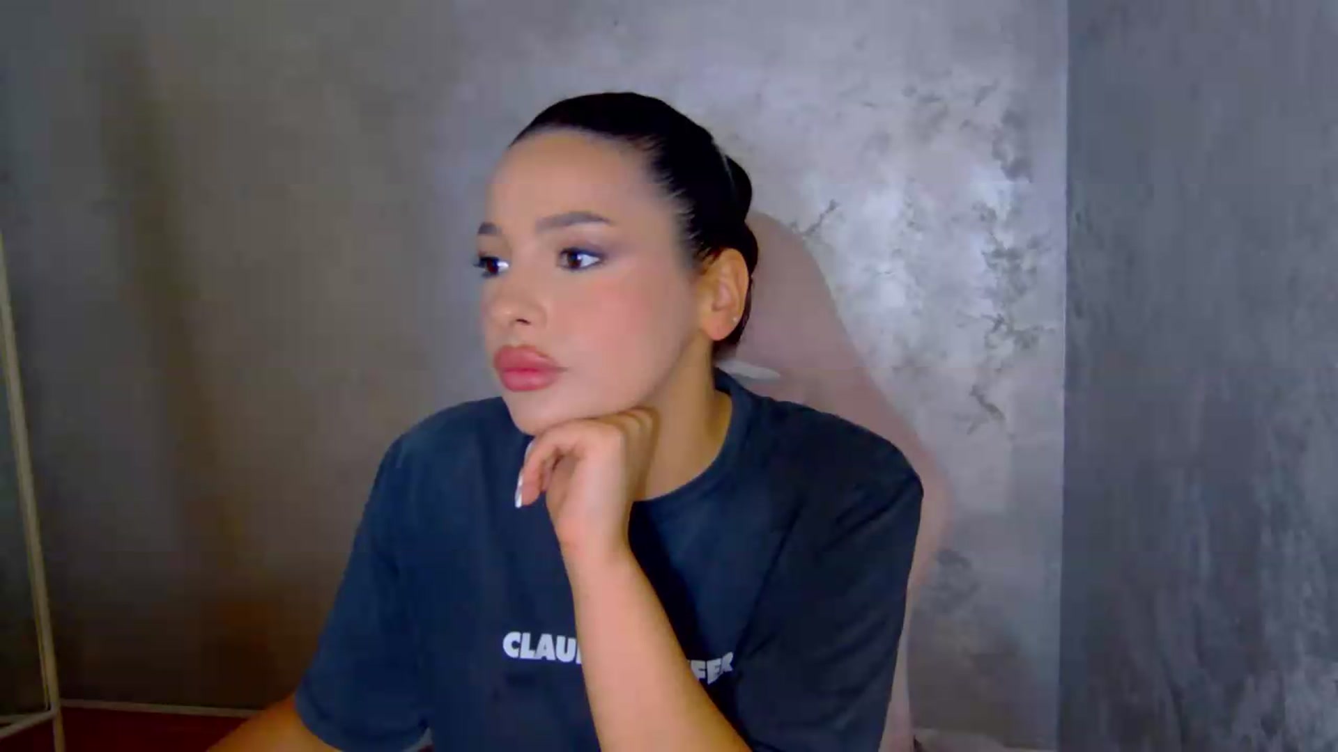 Gallery image thumbnail from meliiis_'s myfreecams stream on, 06/10/2026, 14:20 image 11 of 20