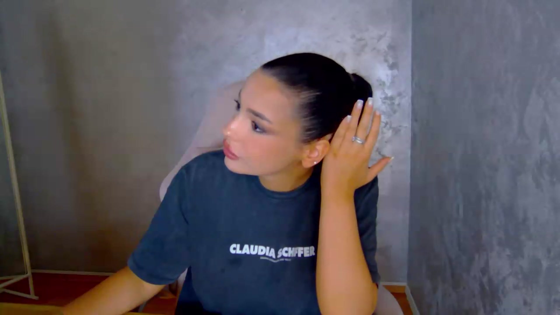 Gallery image thumbnail from meliiis_'s myfreecams stream on, 06/10/2026, 14:20 image 15 of 20