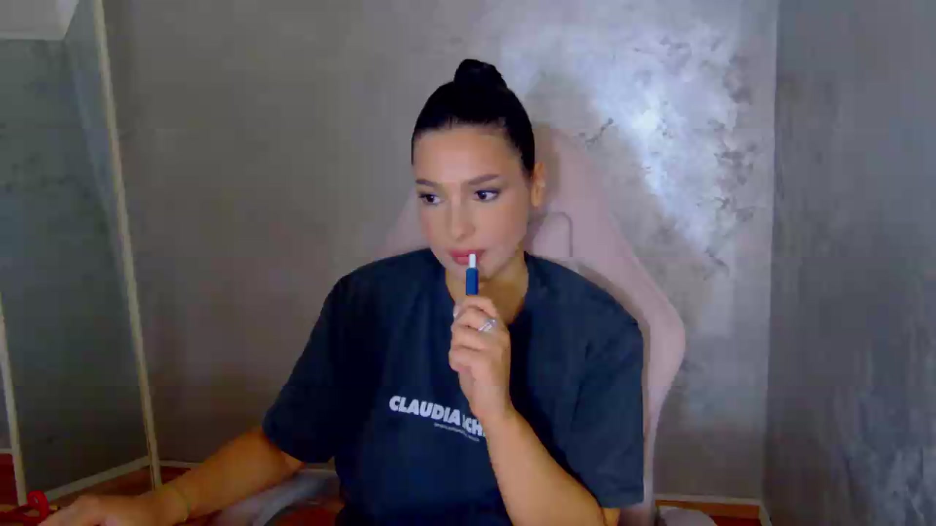 Gallery image thumbnail from meliiis_'s myfreecams stream on, 06/10/2026, 18:18 image 13 of 20