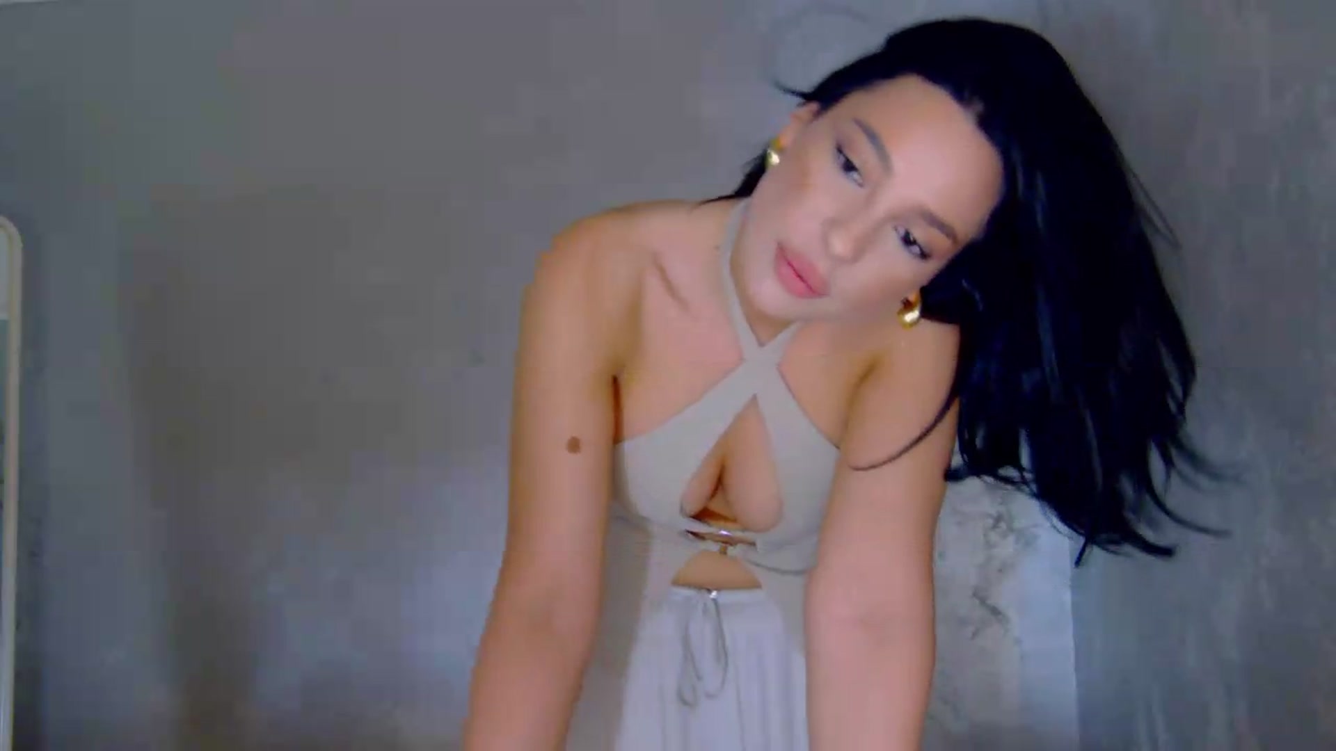 Gallery image thumbnail from meliiis_'s myfreecams stream on, 06/11/2026, 14:18 image 8 of 20