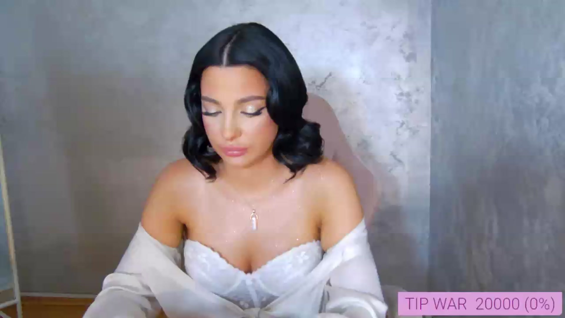 Gallery image thumbnail from meliiis_'s myfreecams stream on, 06/15/2026, 15:07 image 1 of 20