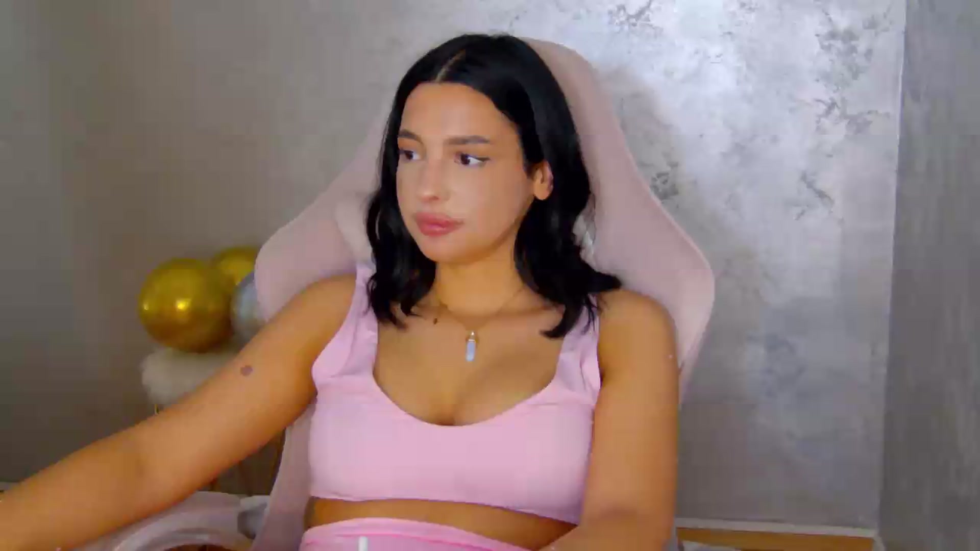 Gallery image thumbnail from meliiis_'s myfreecams stream on, 06/16/2026, 15:33 image 1 of 20
