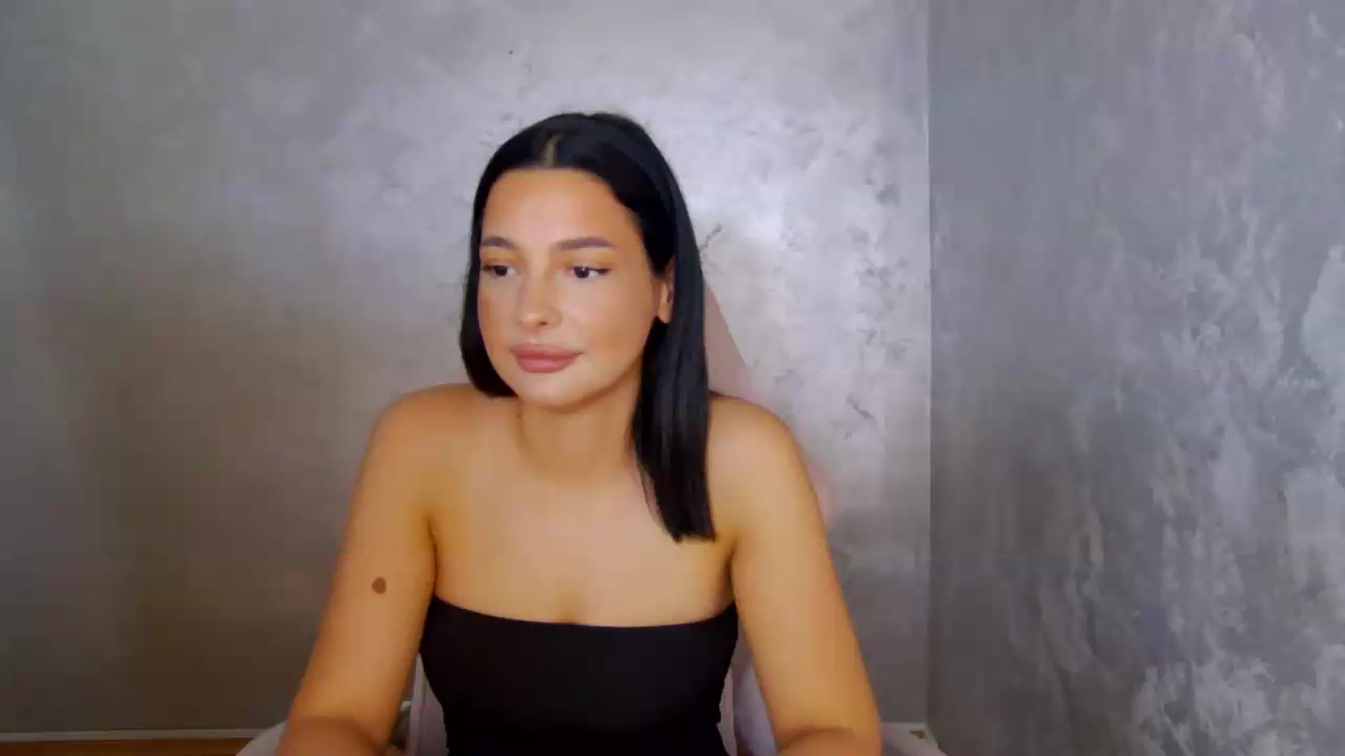 Gallery image thumbnail from meliiis_'s myfreecams stream on, 06/22/2026, 15:02 image 3 of 20