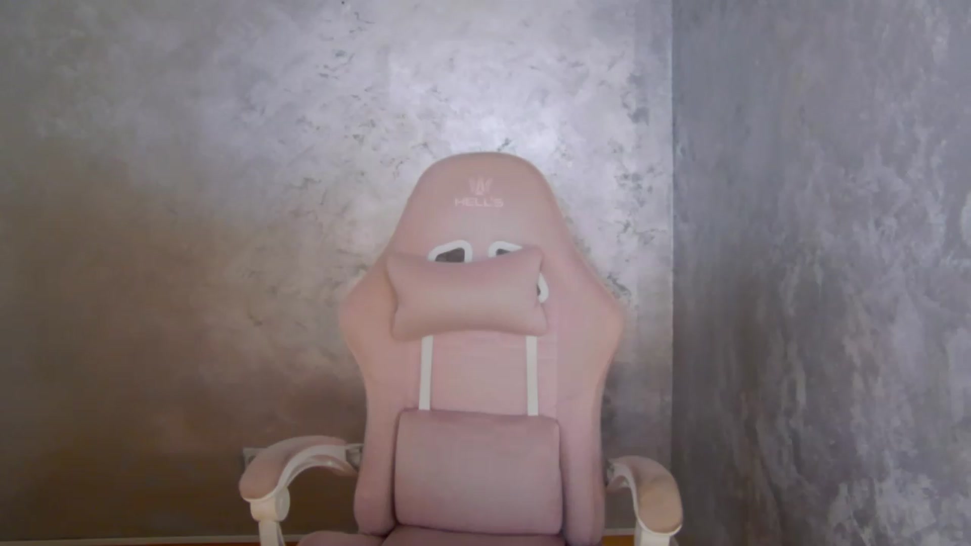 Gallery image thumbnail from meliiis_'s myfreecams stream on, 06/22/2026, 17:02 image 16 of 20