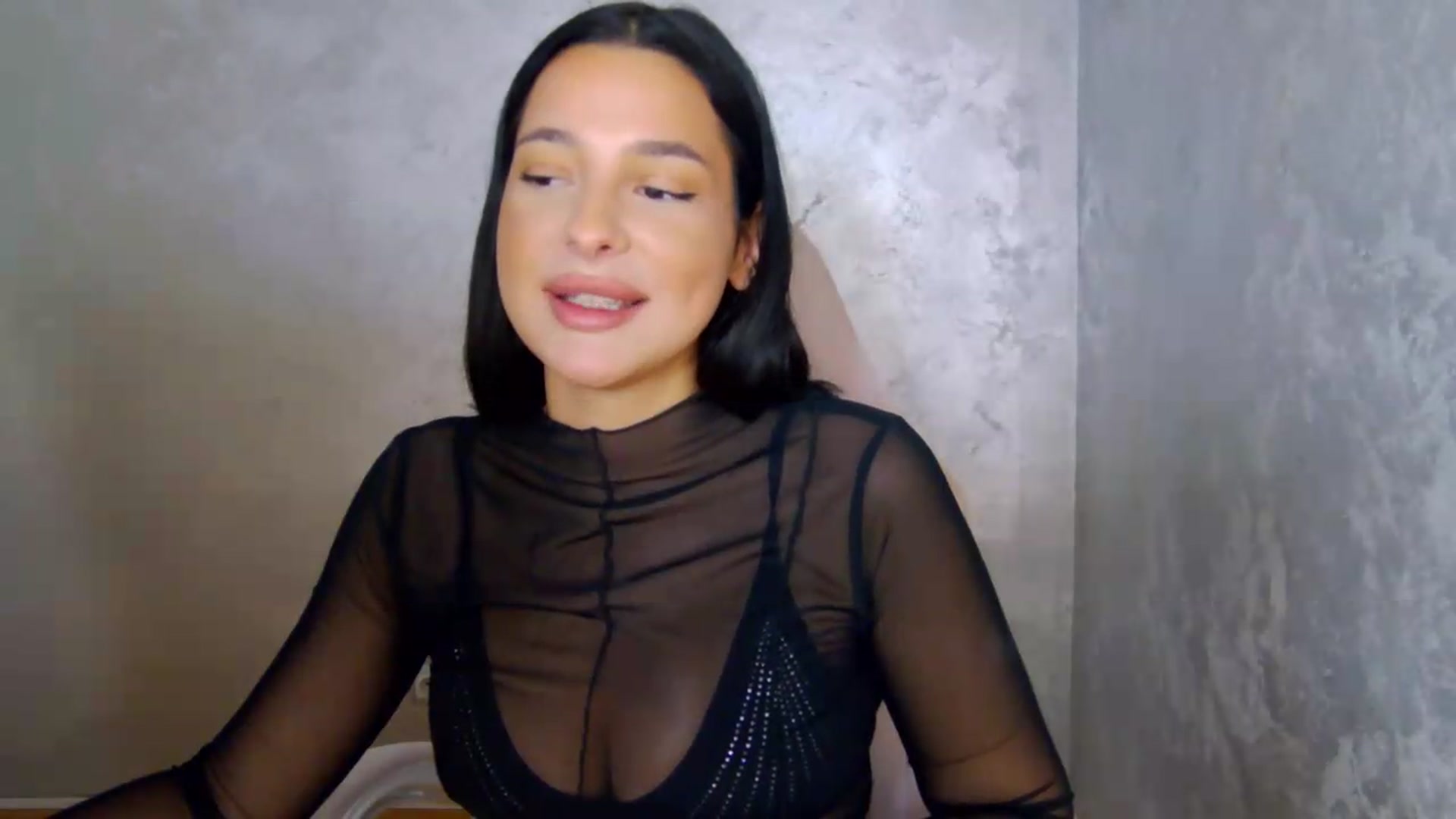 Gallery image thumbnail from meliiis_'s myfreecams stream on, 06/22/2026, 17:02 image 6 of 20