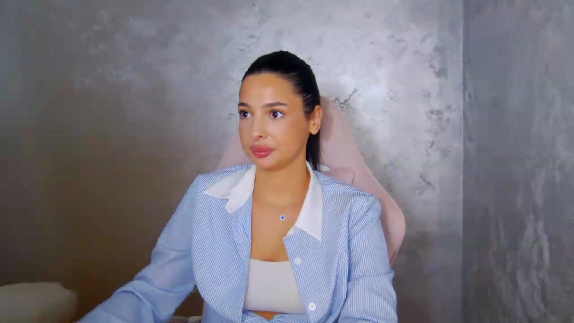 Gallery image thumbnail from meliiis_'s myfreecams stream on, 06/23/2026, 18:49 image 3 of 20