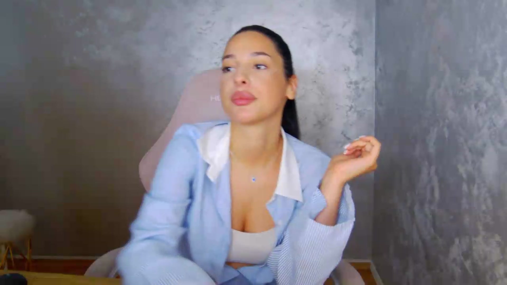 Gallery image thumbnail from meliiis_'s myfreecams stream on, 06/23/2026, 18:49 image 10 of 20