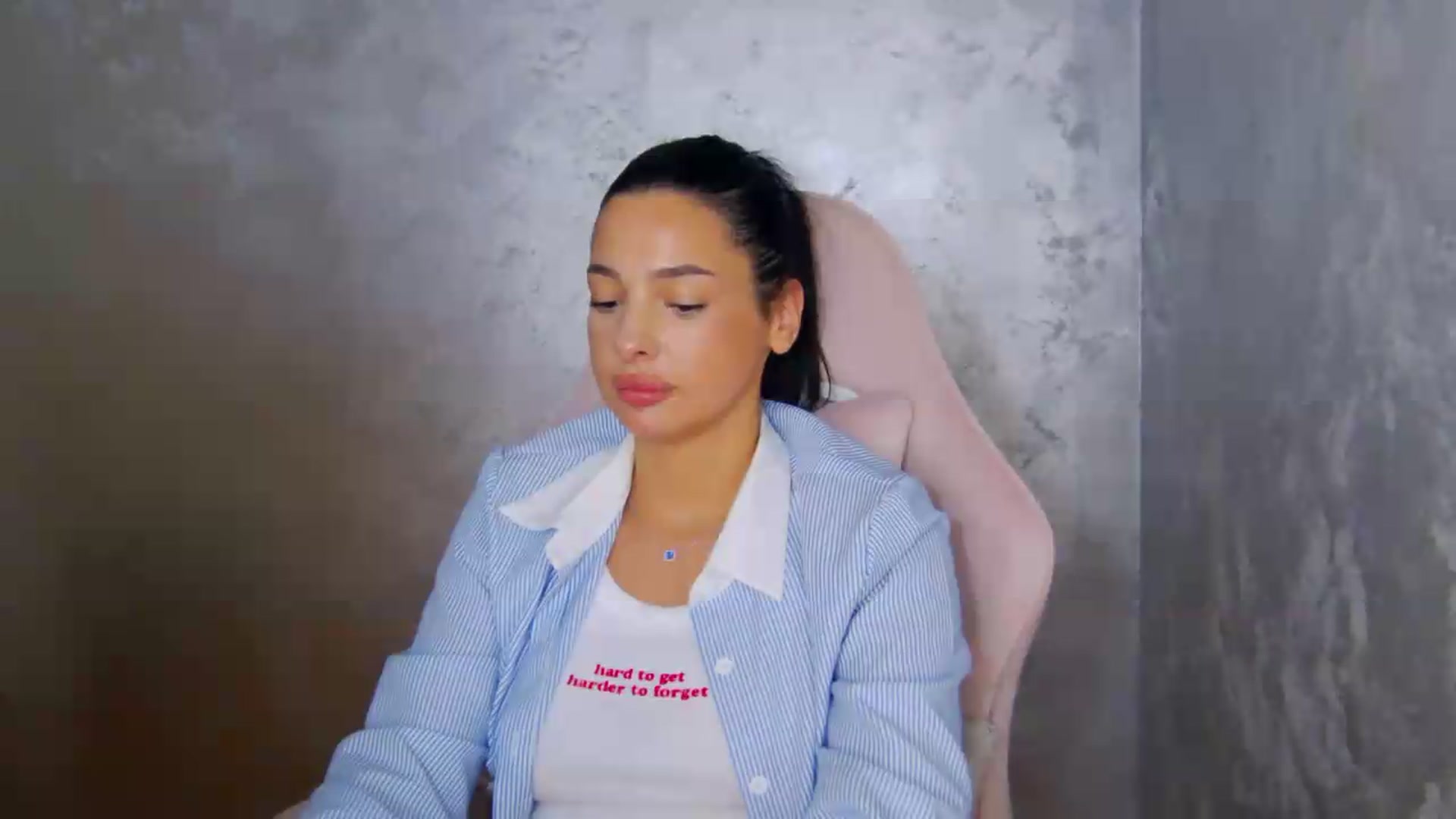 Gallery image thumbnail from meliiis_'s myfreecams stream on, 06/23/2026, 18:49 image 19 of 20
