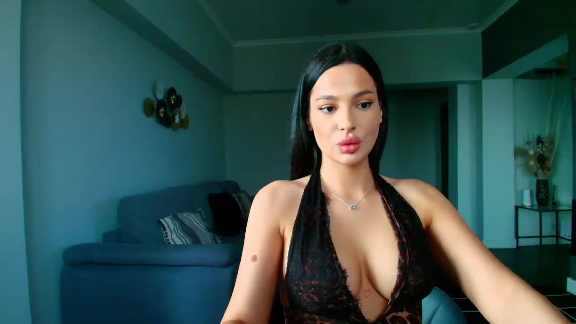 Gallery image thumbnail from meliiis_'s myfreecams stream on, 06/24/2026, 14:08 image 5 of 20