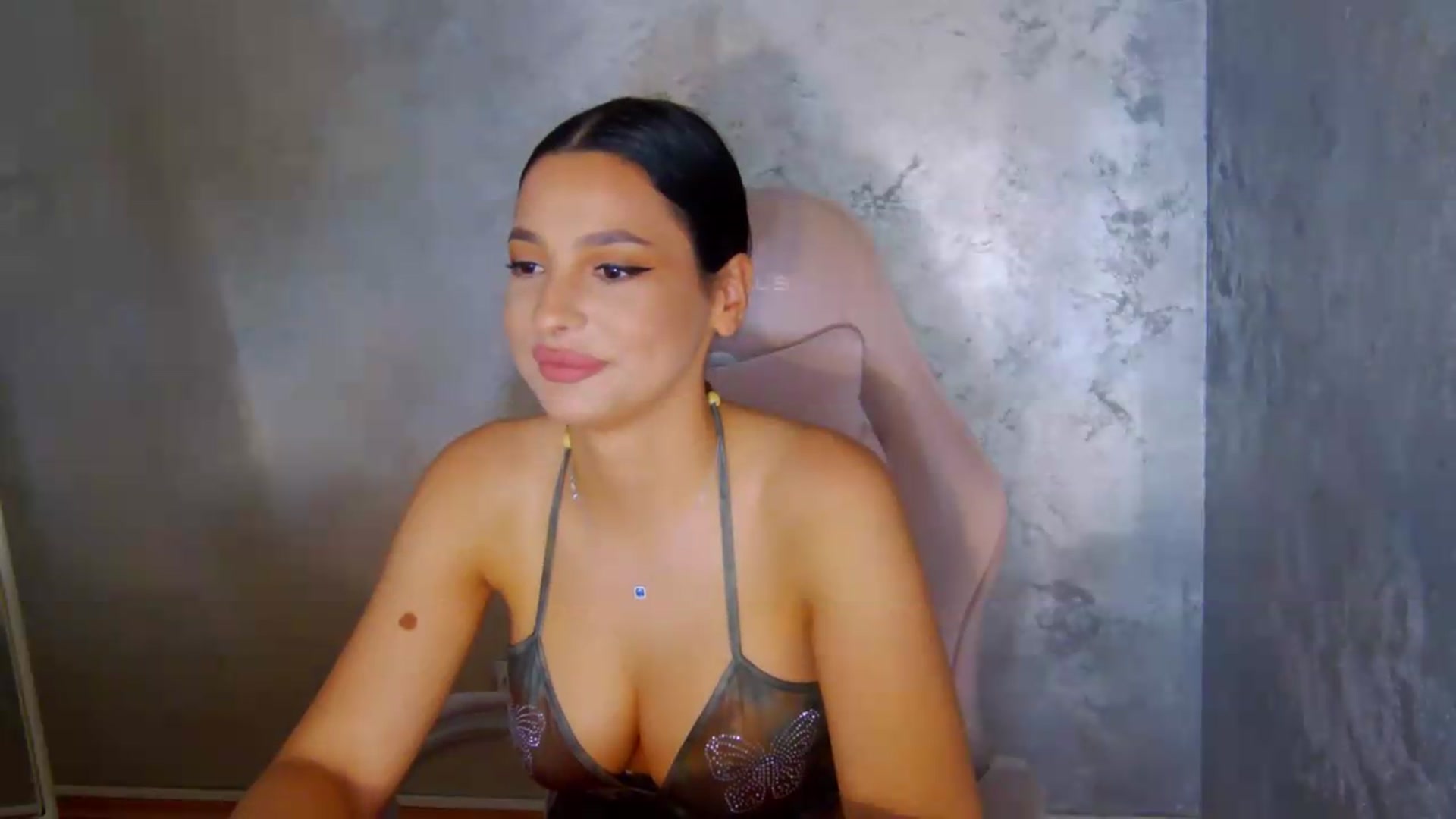 Gallery image thumbnail from meliiis_'s myfreecams stream on, 06/26/2026, 14:19 image 2 of 20
