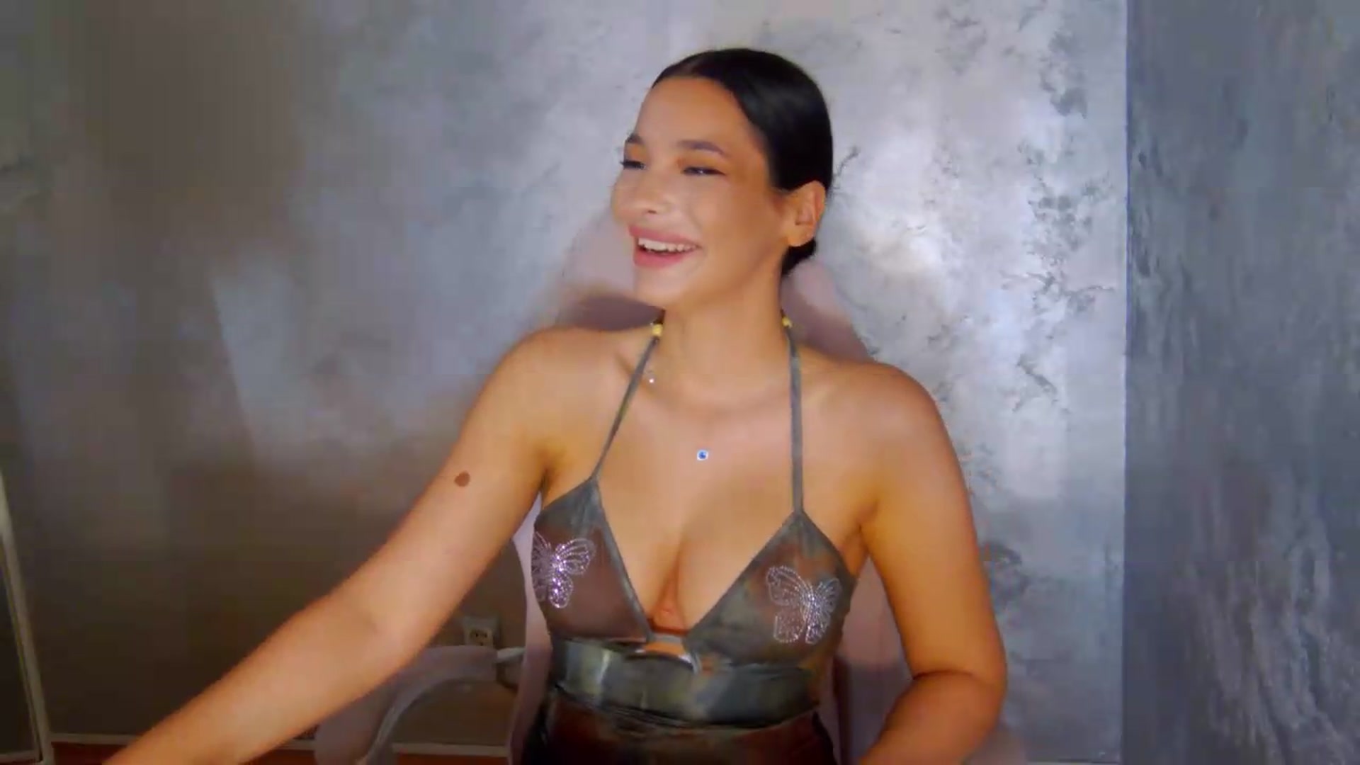 Gallery image thumbnail from meliiis_'s myfreecams stream on, 06/26/2026, 14:19 image 3 of 20