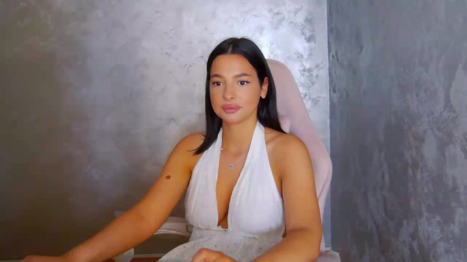 Gallery image thumbnail from meliiis_'s myfreecams stream on, 06/28/2026, 18:15 image 7 of 20