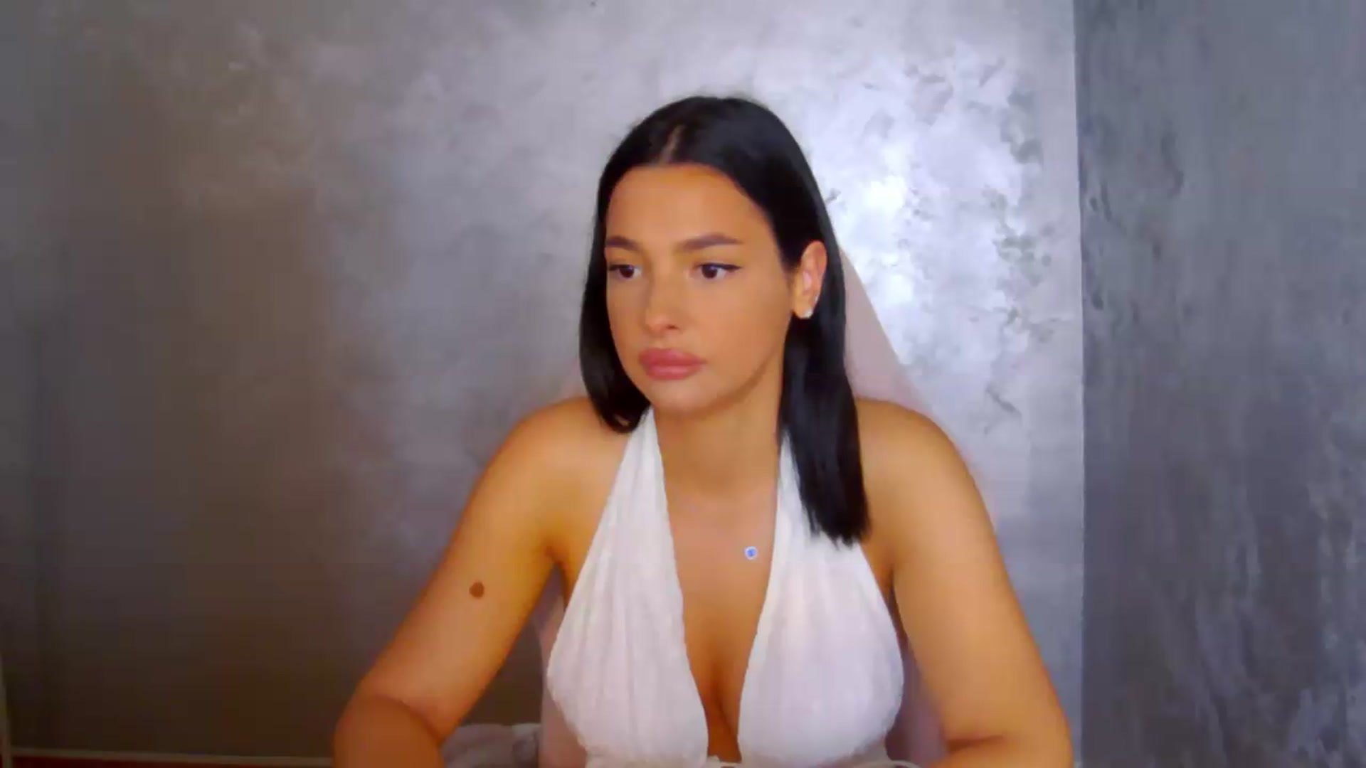 Gallery image thumbnail from meliiis_'s myfreecams stream on, 06/28/2026, 18:15 image 3 of 20