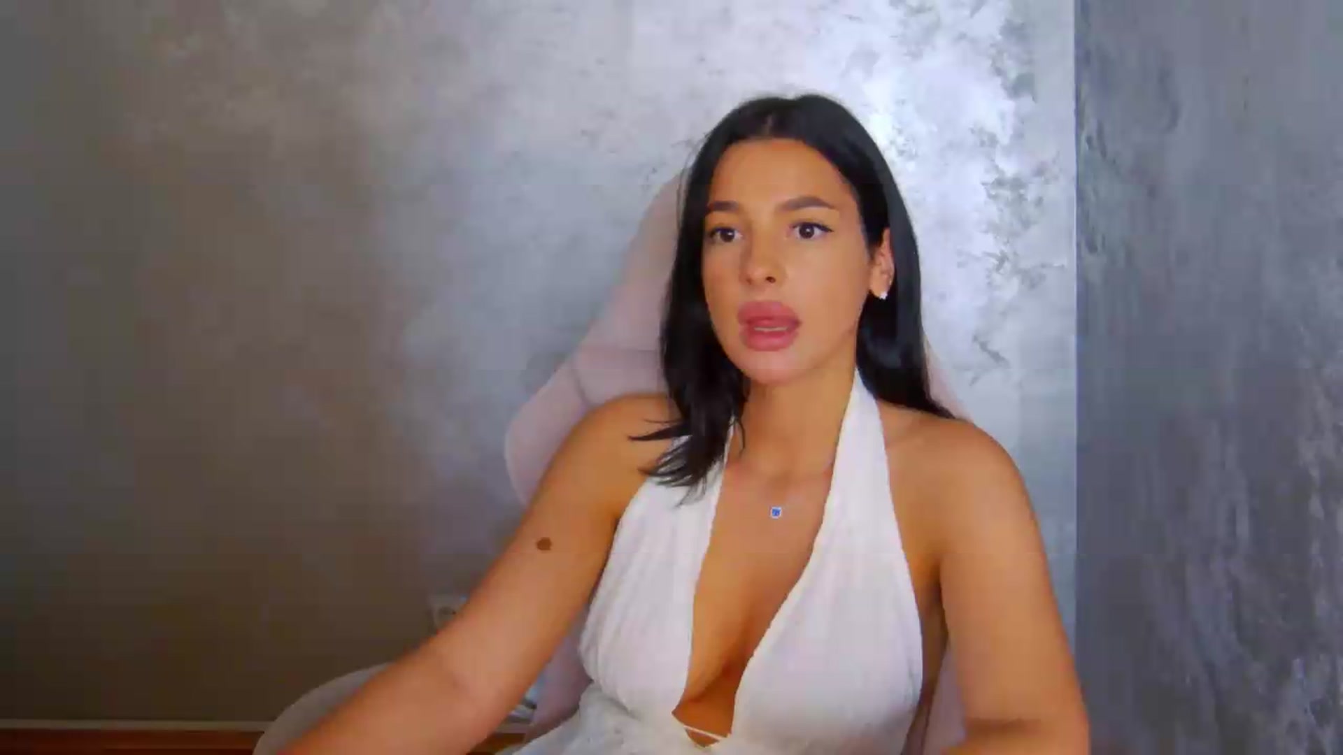 Gallery image thumbnail from meliiis_'s myfreecams stream on, 06/28/2026, 19:08 image 13 of 20