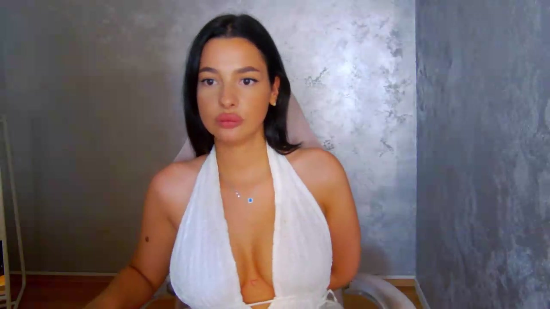 Gallery image thumbnail from meliiis_'s myfreecams stream on, 06/28/2026, 19:08 image 5 of 20