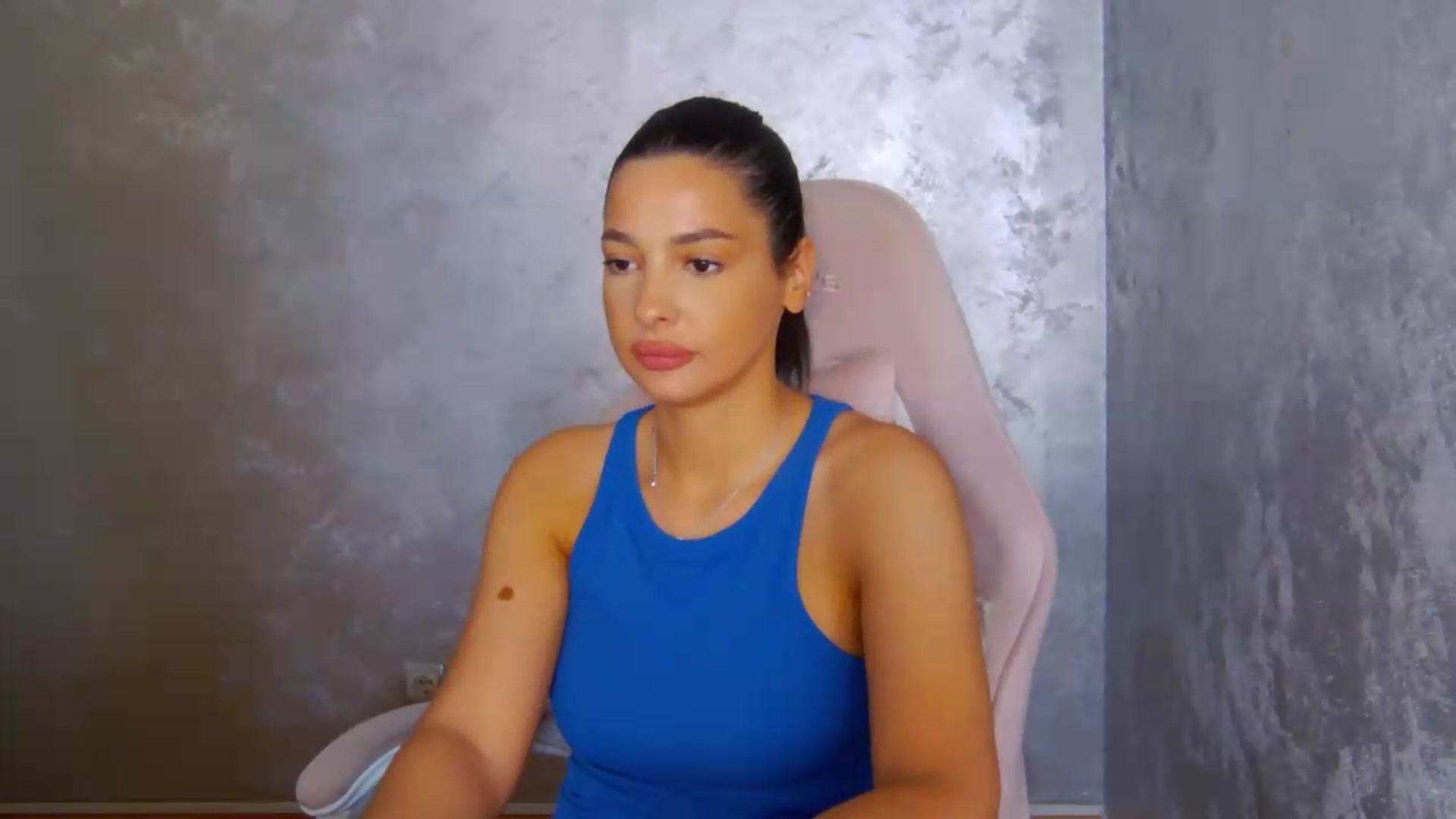 Gallery image thumbnail from meliiis_'s myfreecams stream on, 06/29/2026, 13:59 image 5 of 20